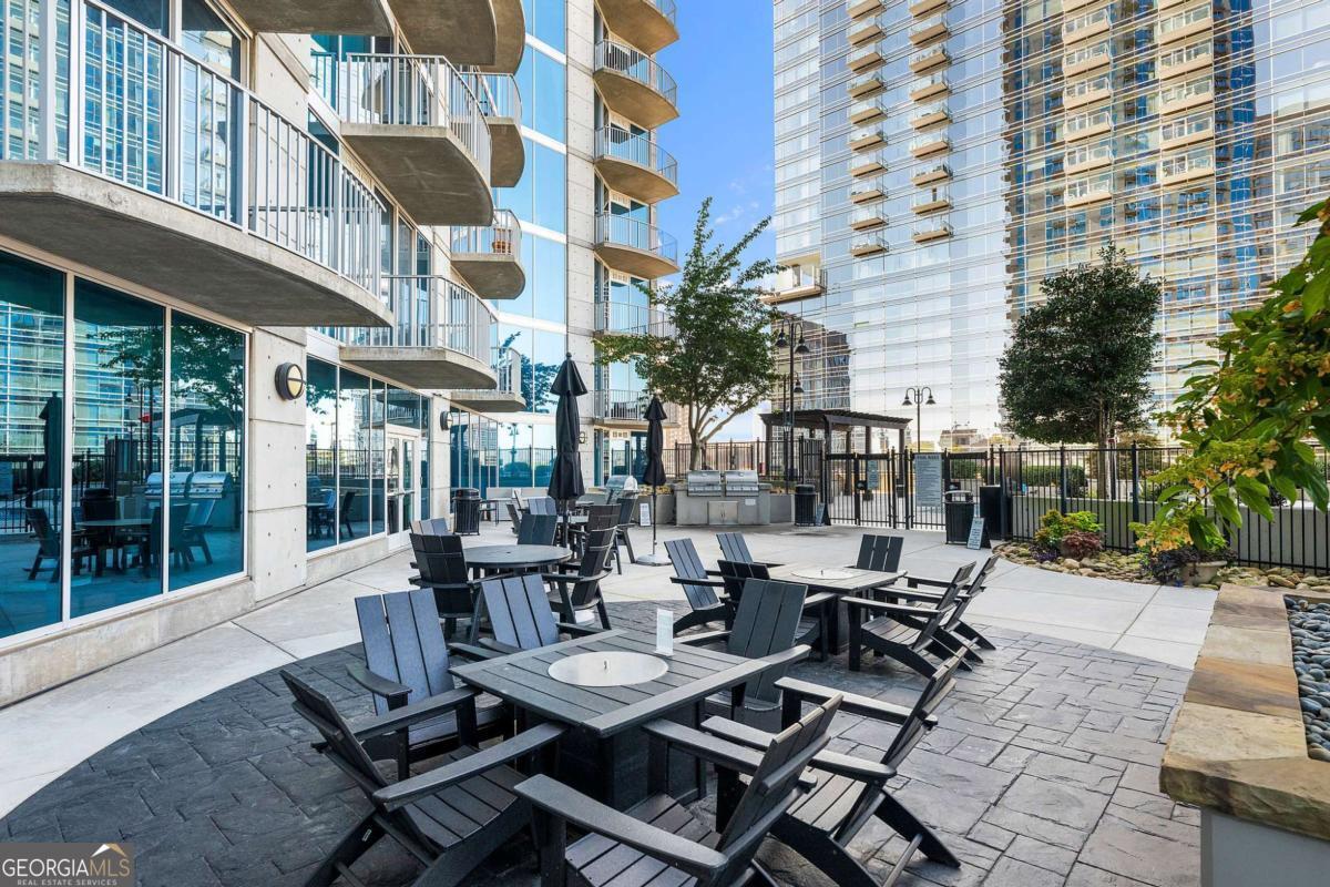 400 W Peachtree Street NW # 2011