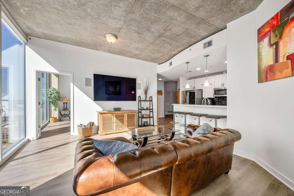 400 W Peachtree Street NW # 2011
