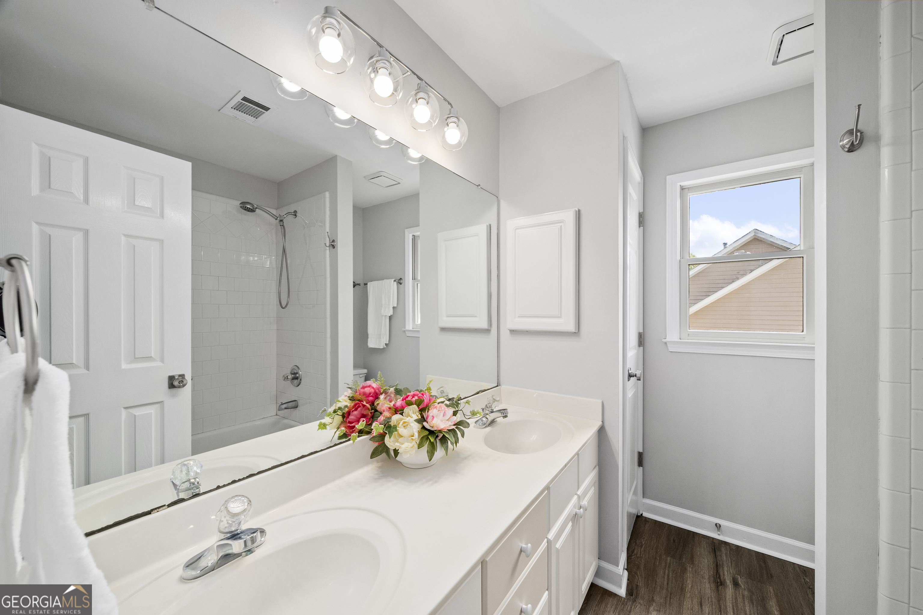 1150 Timberline Place