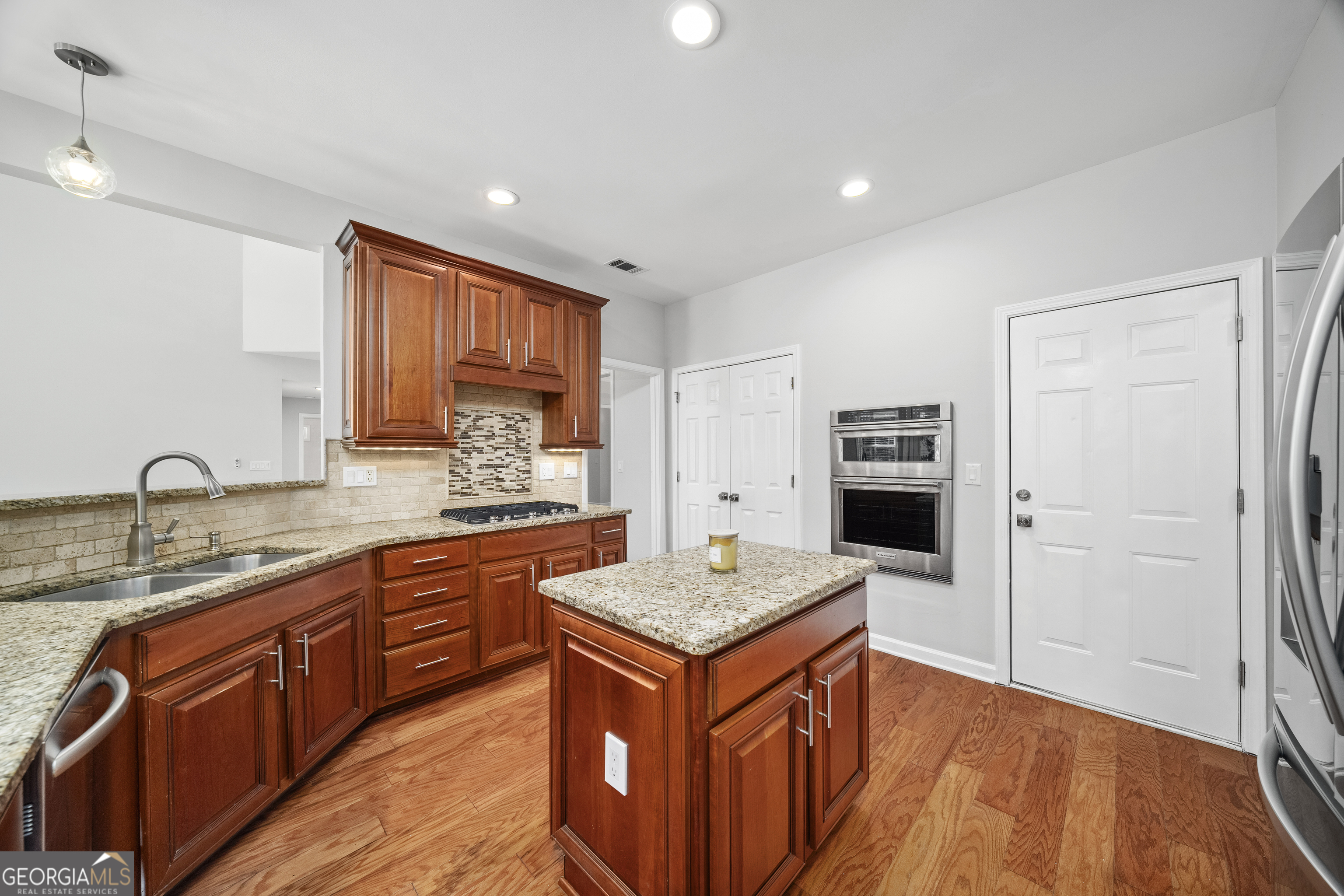 1150 Timberline Place