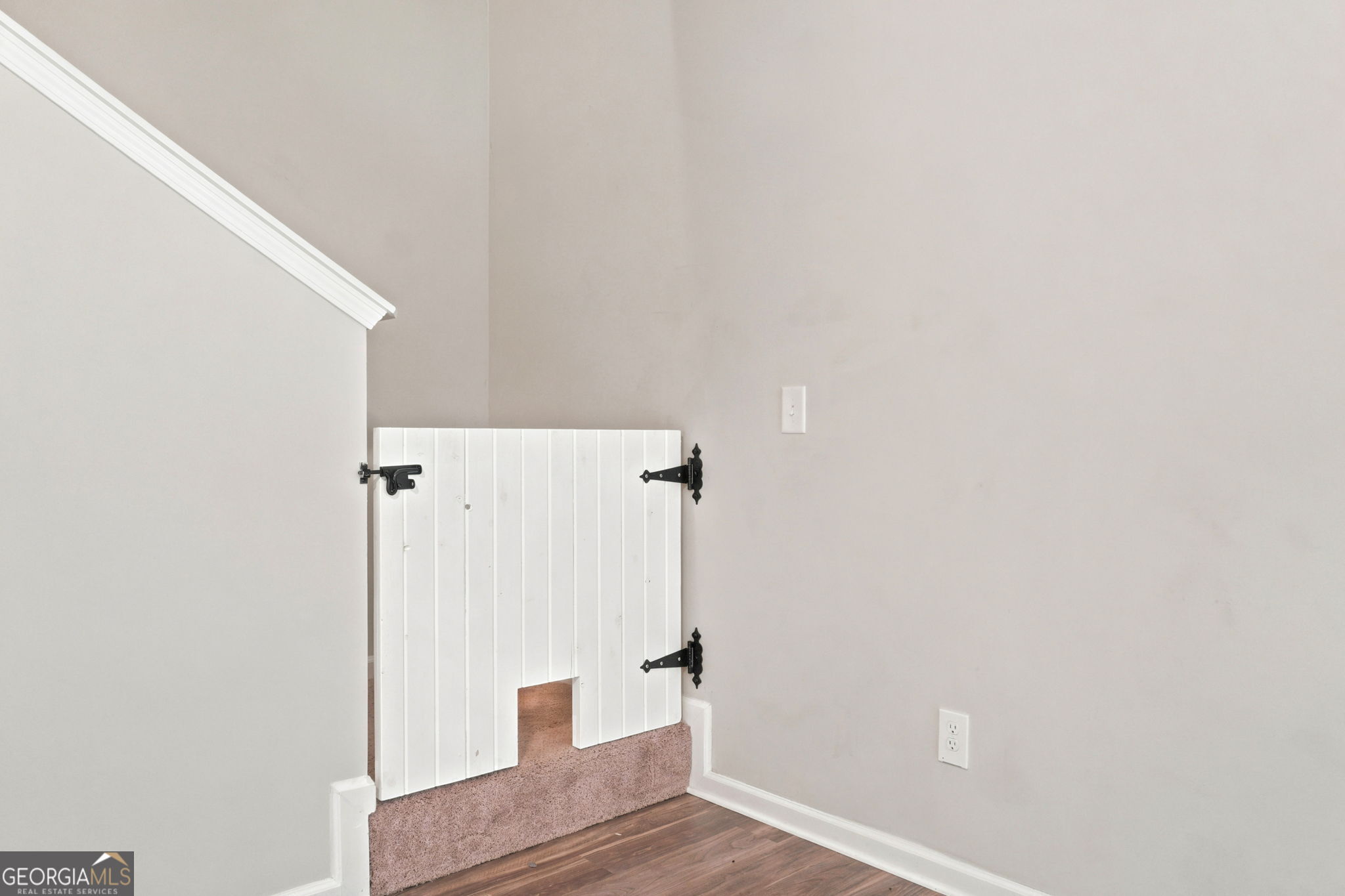 150 Laurelcrest Lane