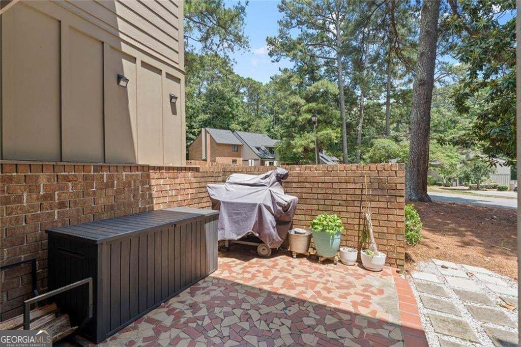 897 Cedar Canyon Square SE