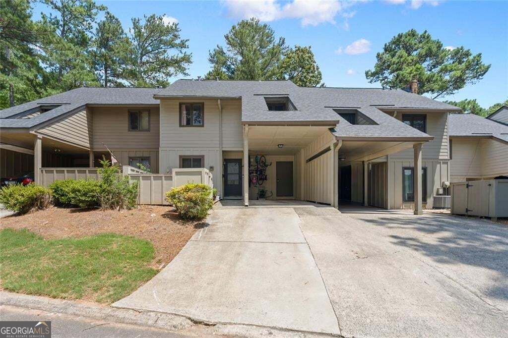 897 Cedar Canyon Square SE