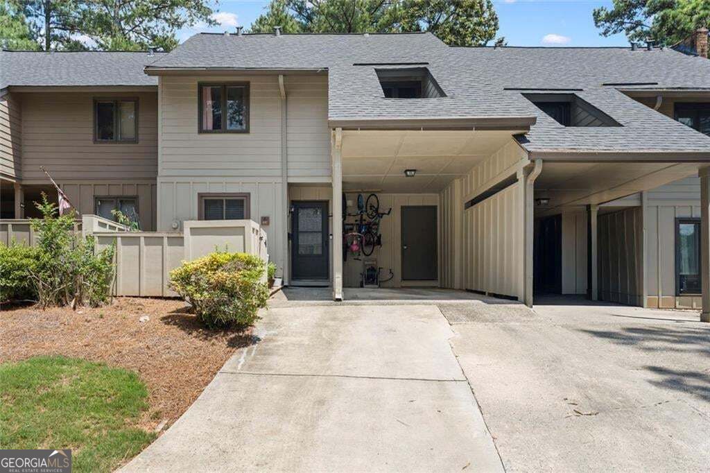 897 Cedar Canyon Square SE
