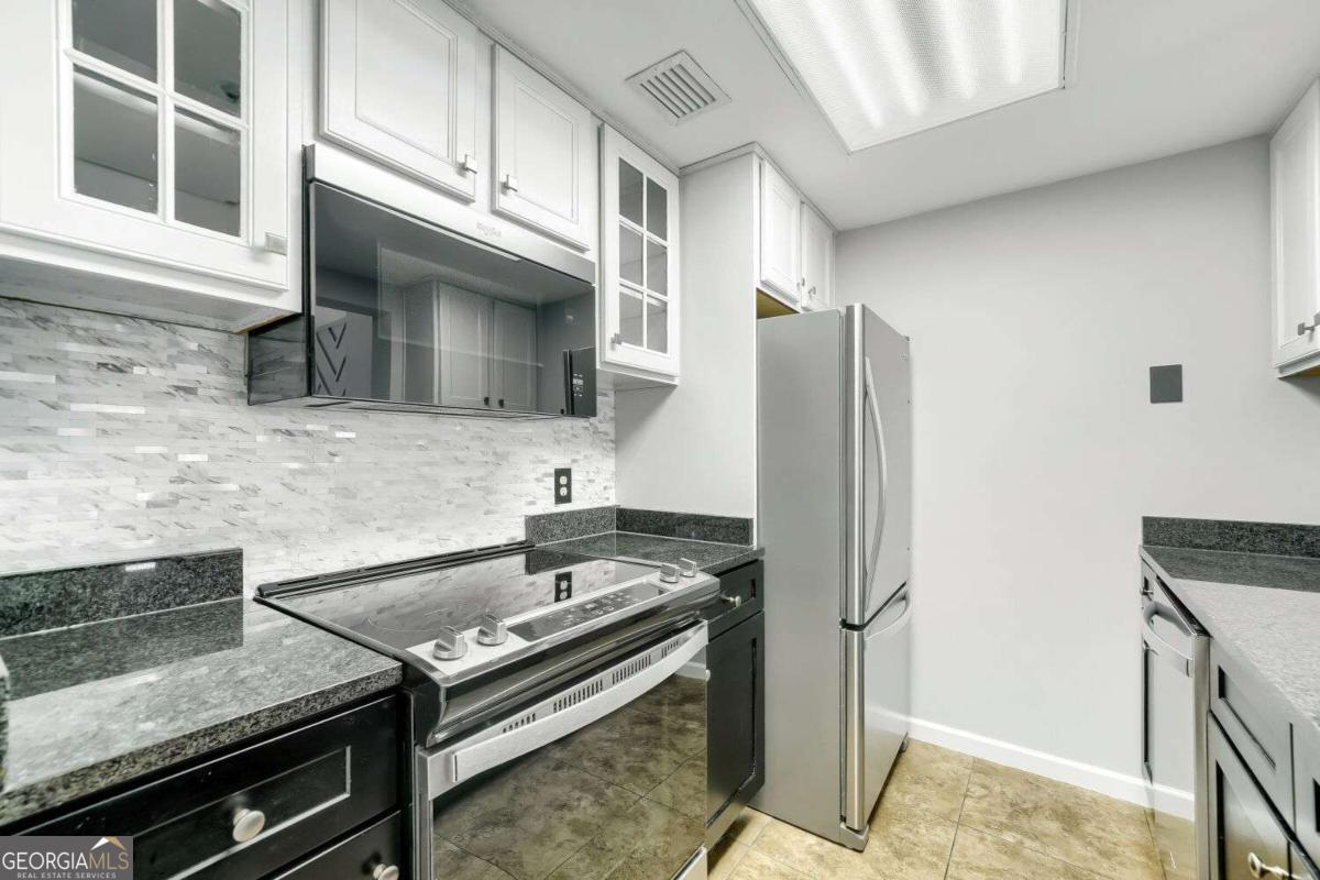 1280 W Peachtree Street NW # 3414