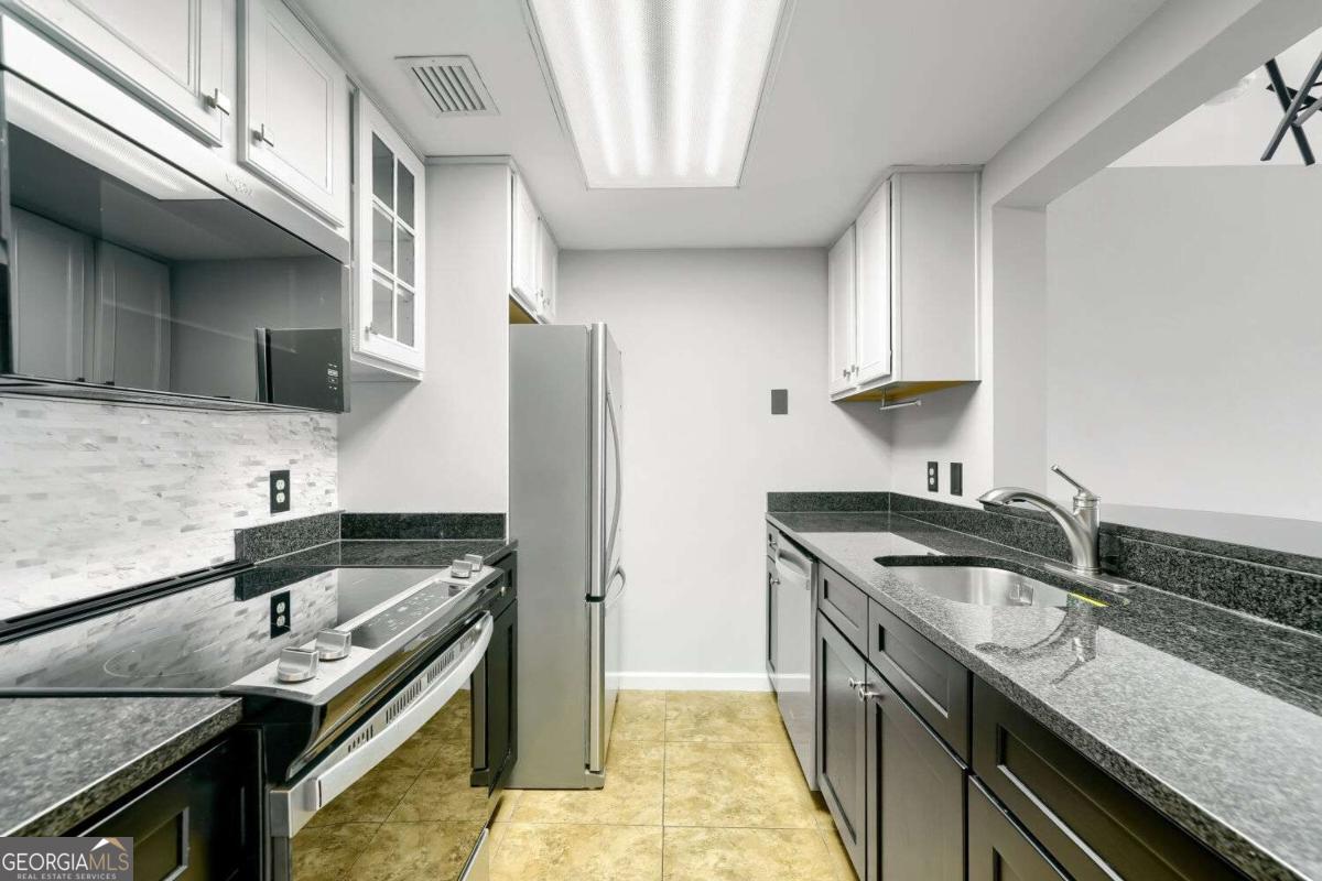 1280 W Peachtree Street NW # 3414