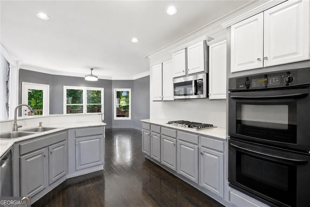 5135 Highland Lake Drive