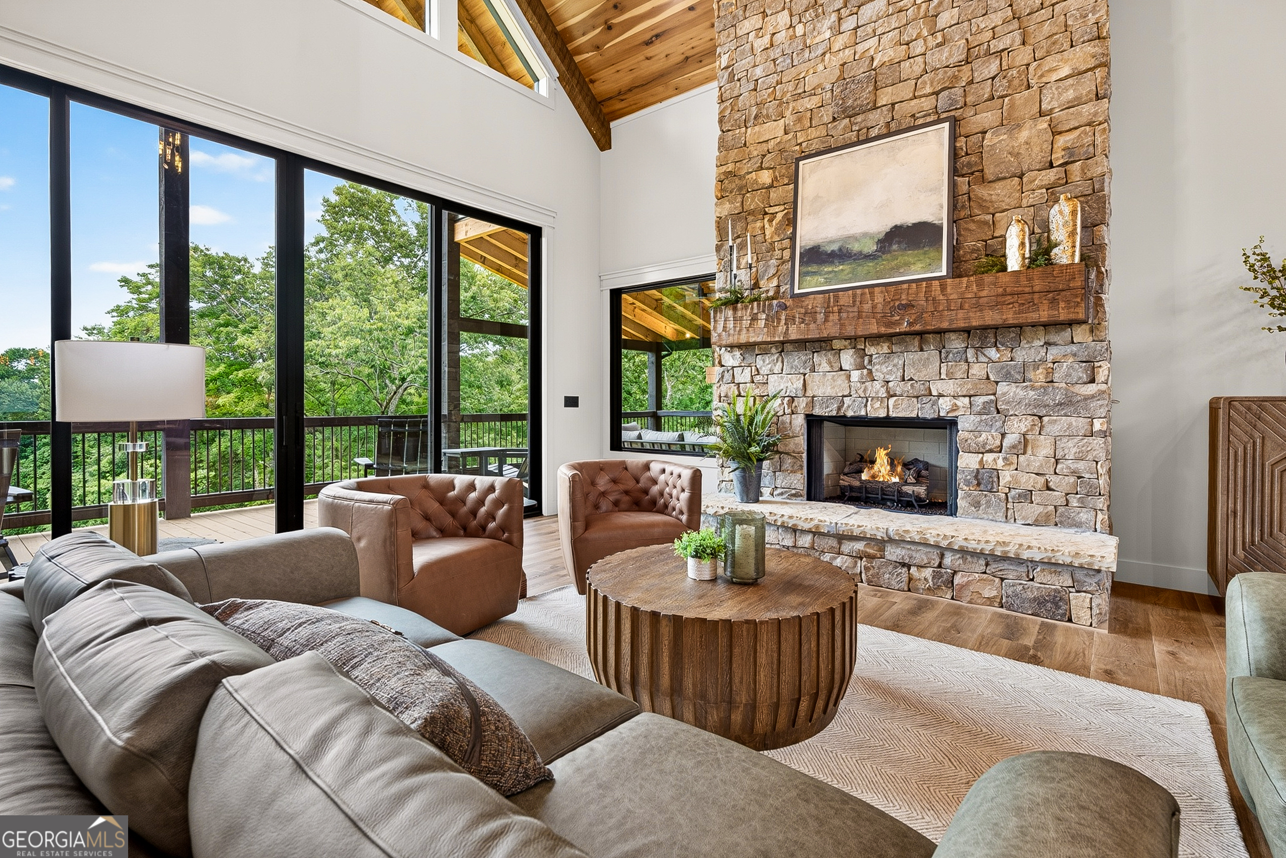 44 Staurolite Mountain Road