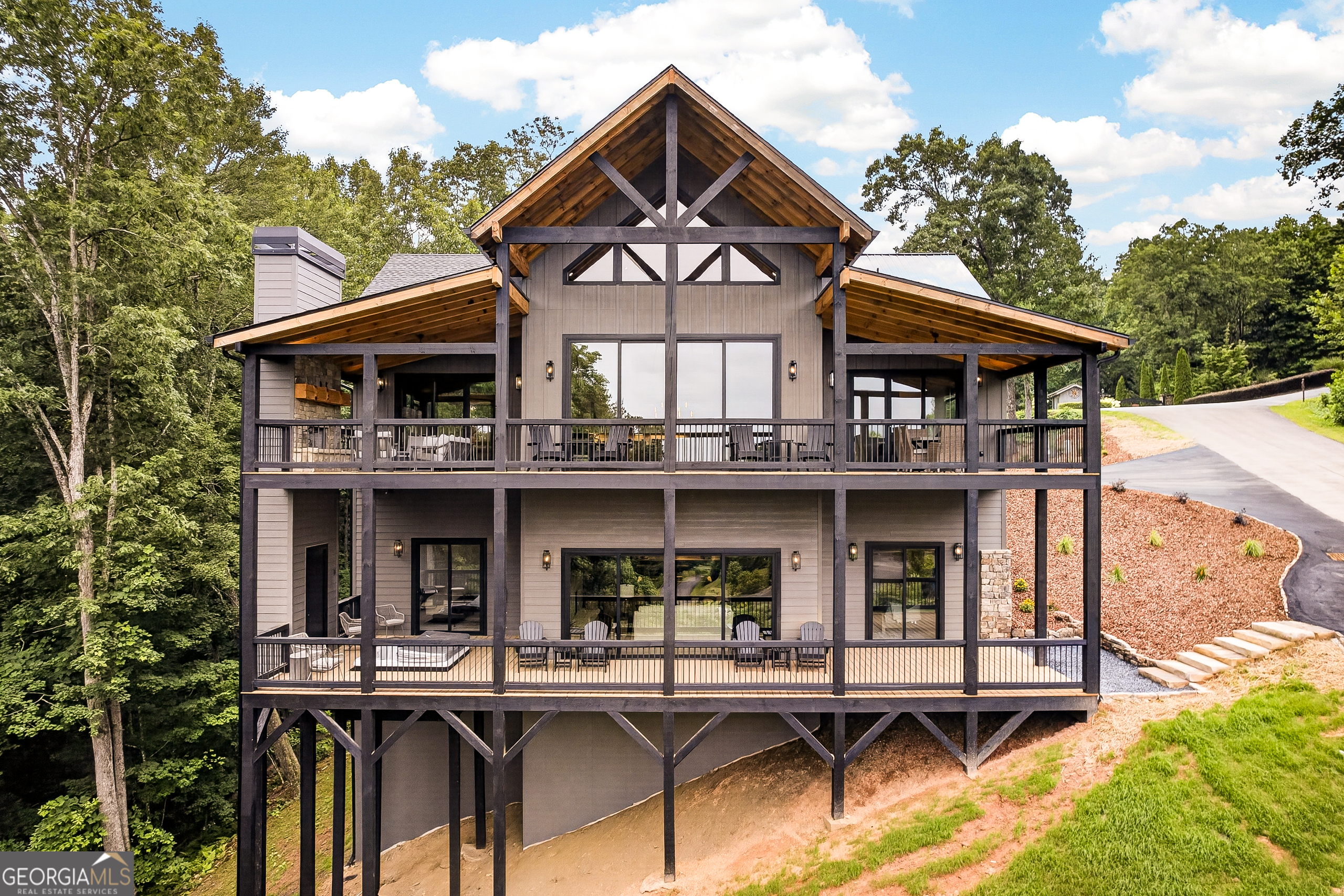 44 Staurolite Mountain Road