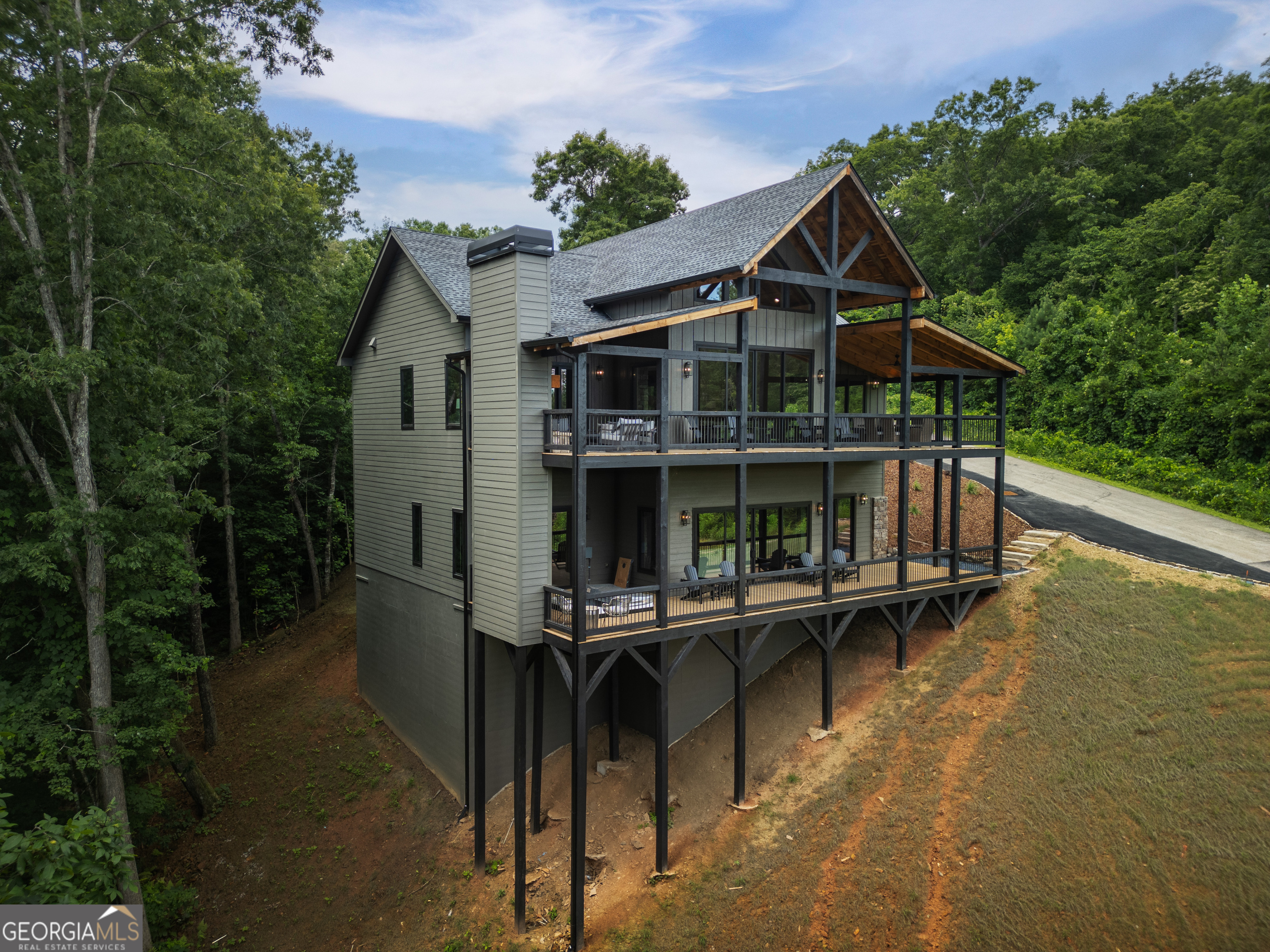 44 Staurolite Mountain Road