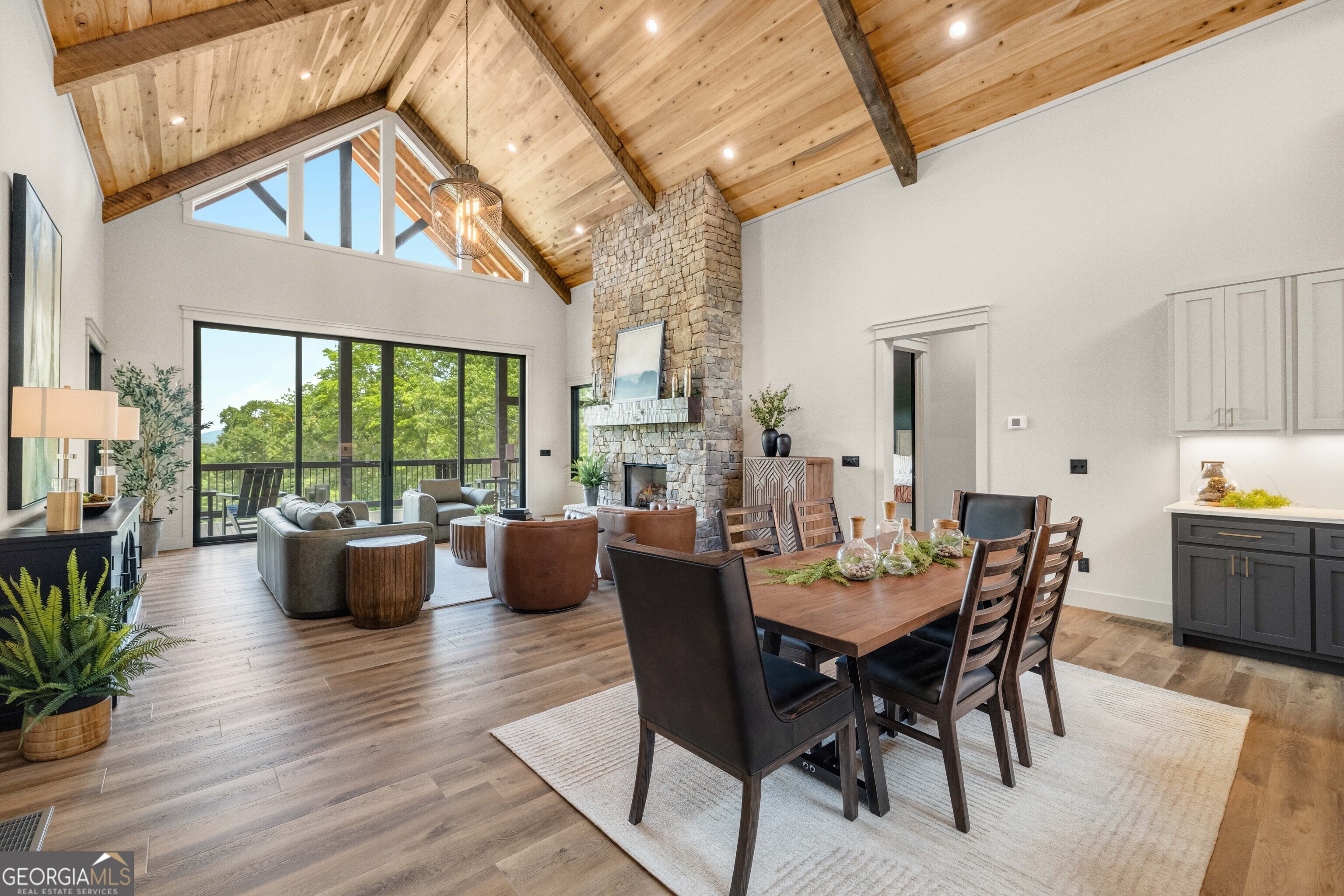 44 Staurolite Mountain Road