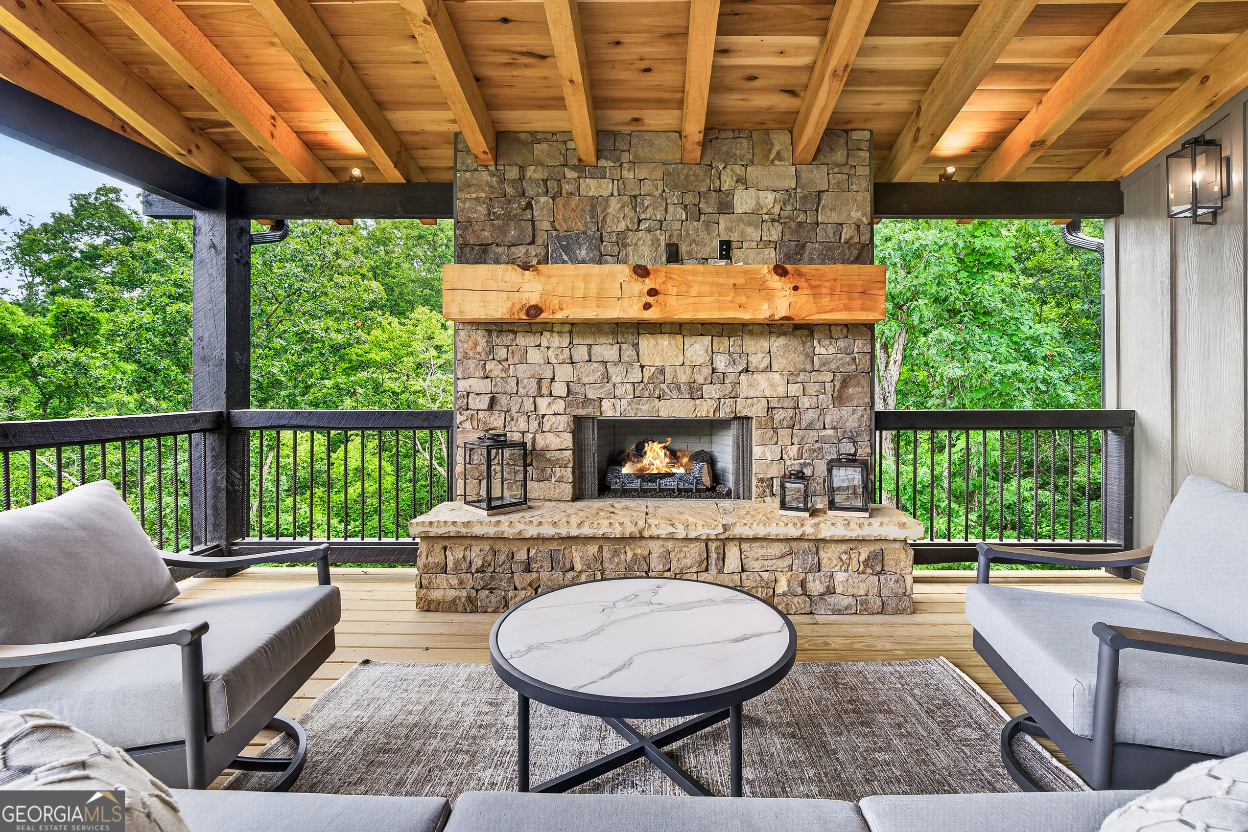 44 Staurolite Mountain Road