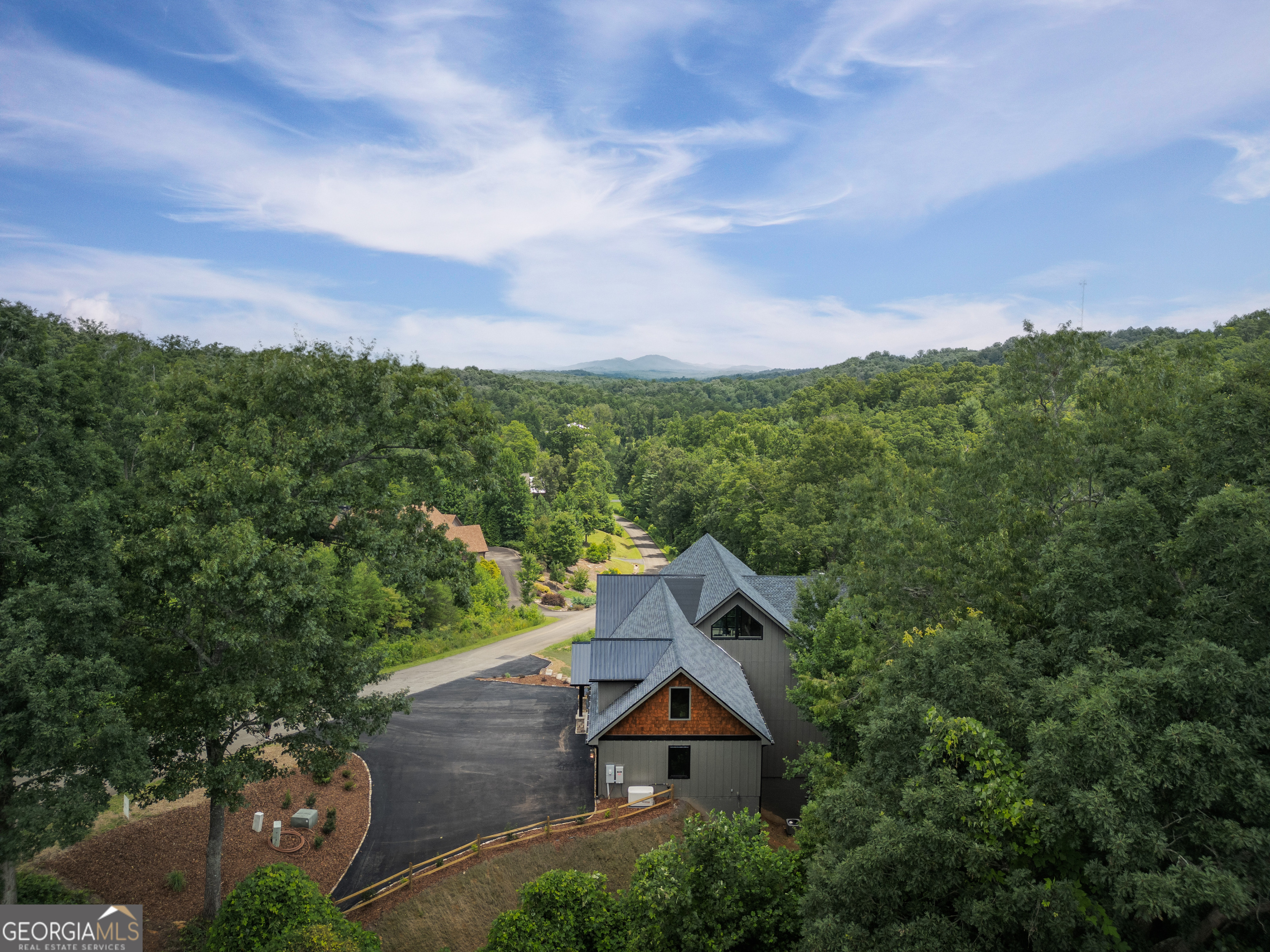 44 Staurolite Mountain Road