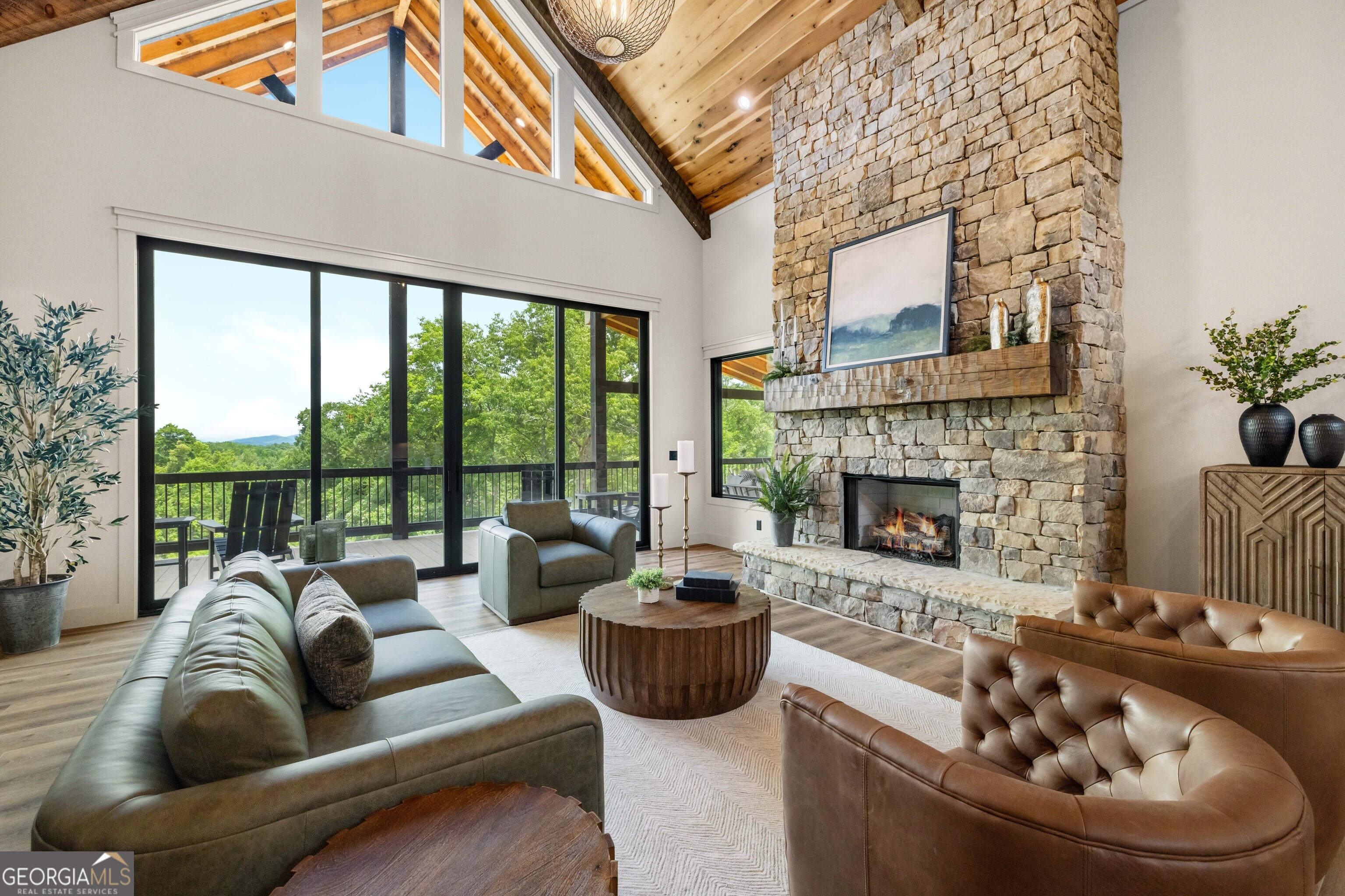 44 Staurolite Mountain Road