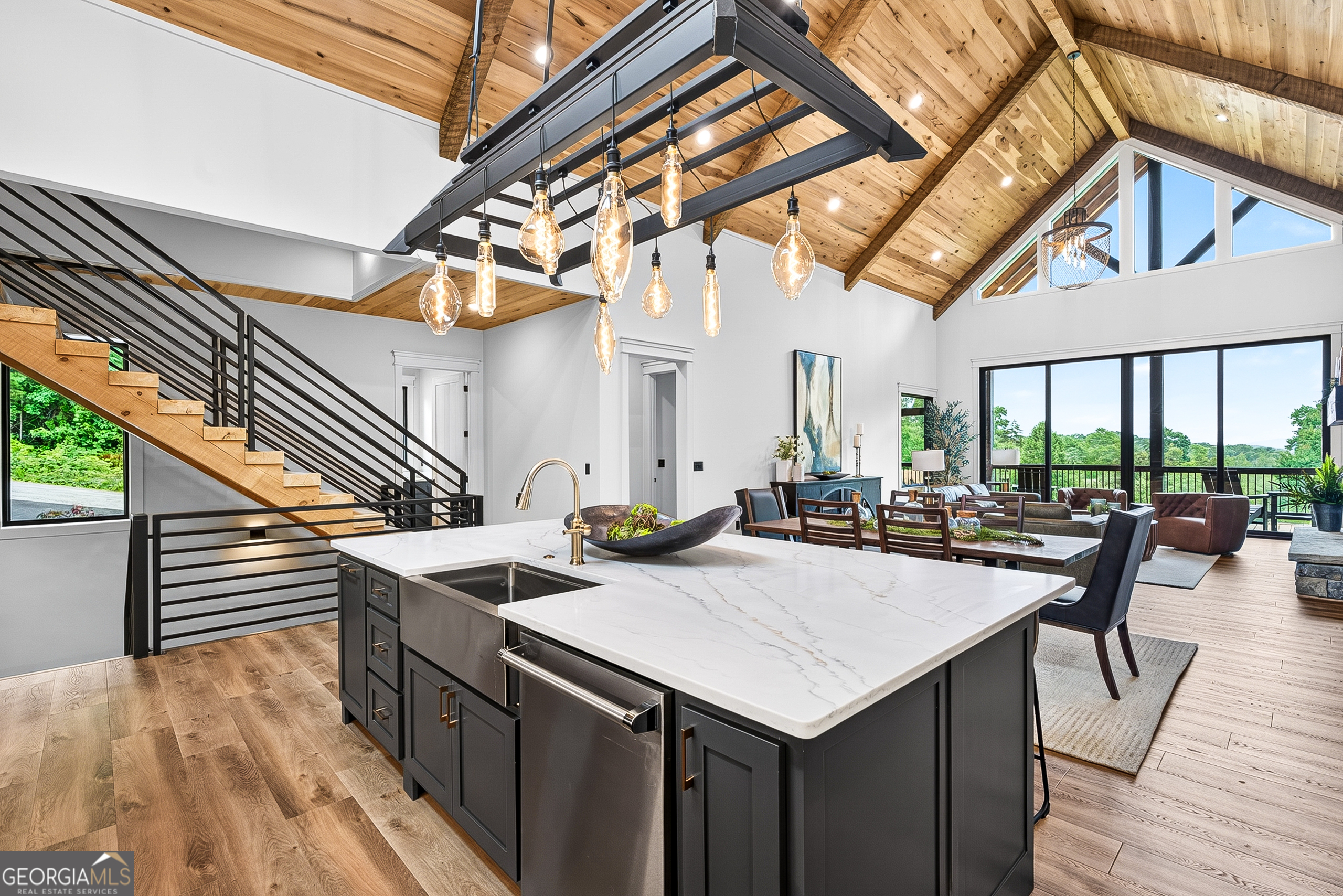 44 Staurolite Mountain Road