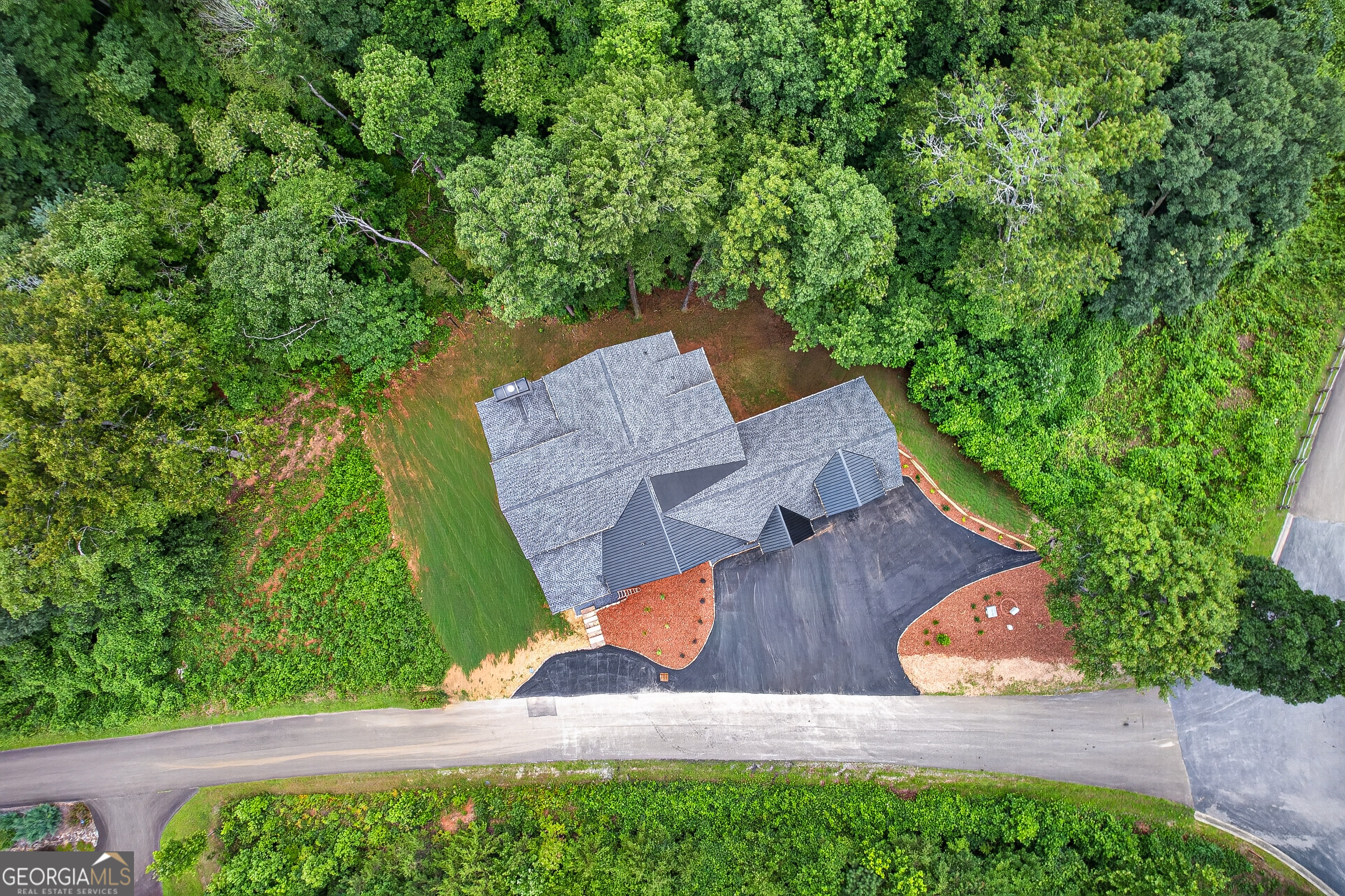 44 Staurolite Mountain Road