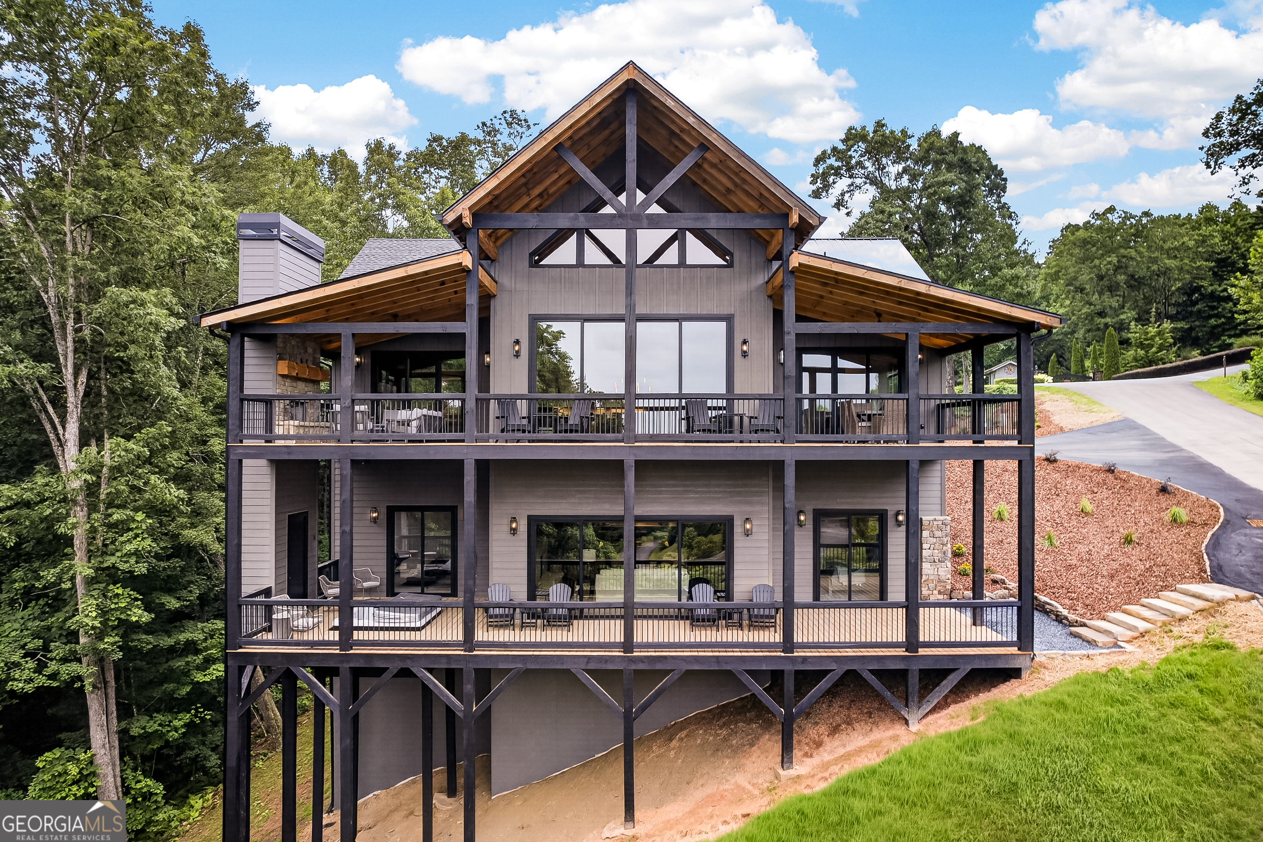 44 Staurolite Mountain Road