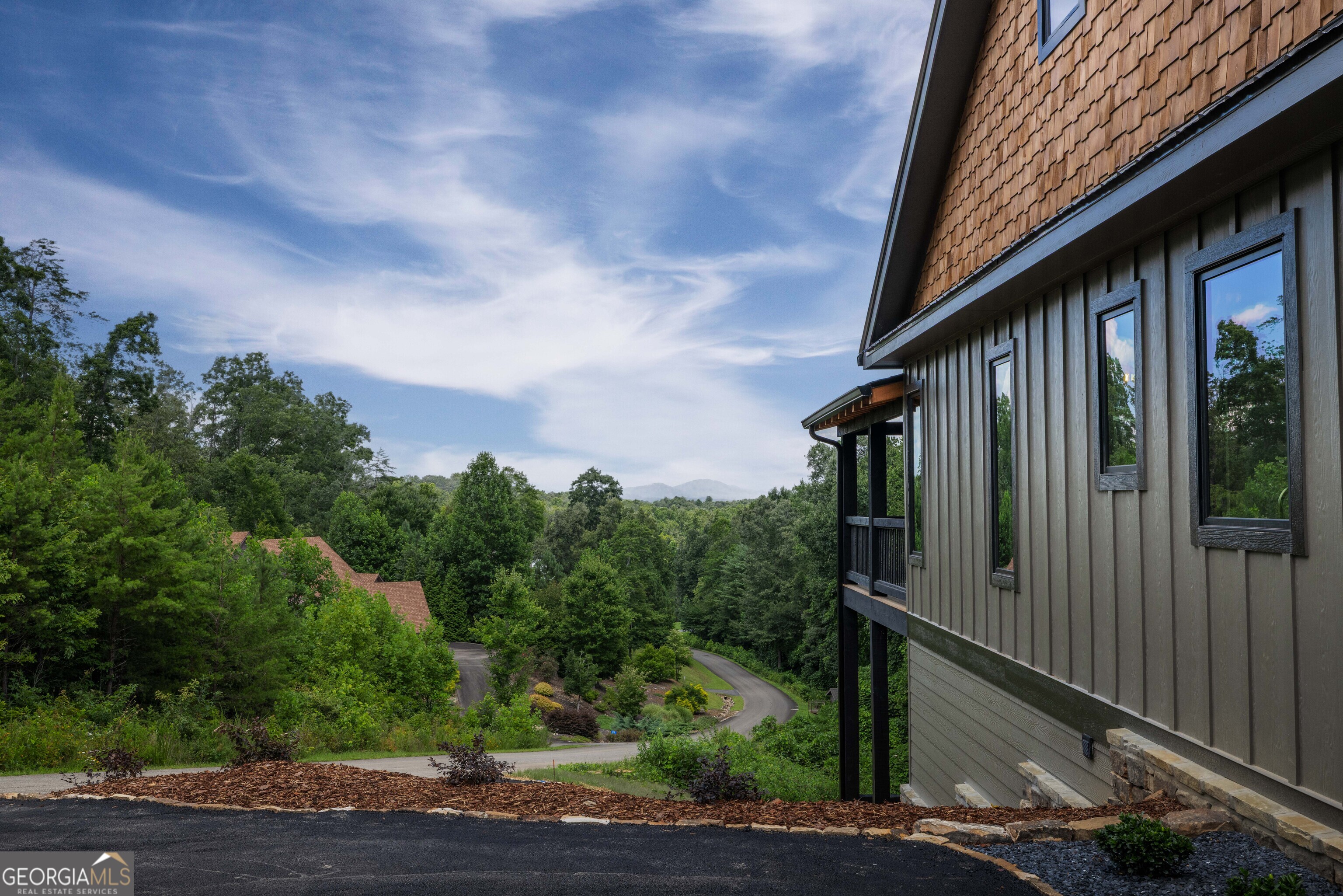 44 Staurolite Mountain Road