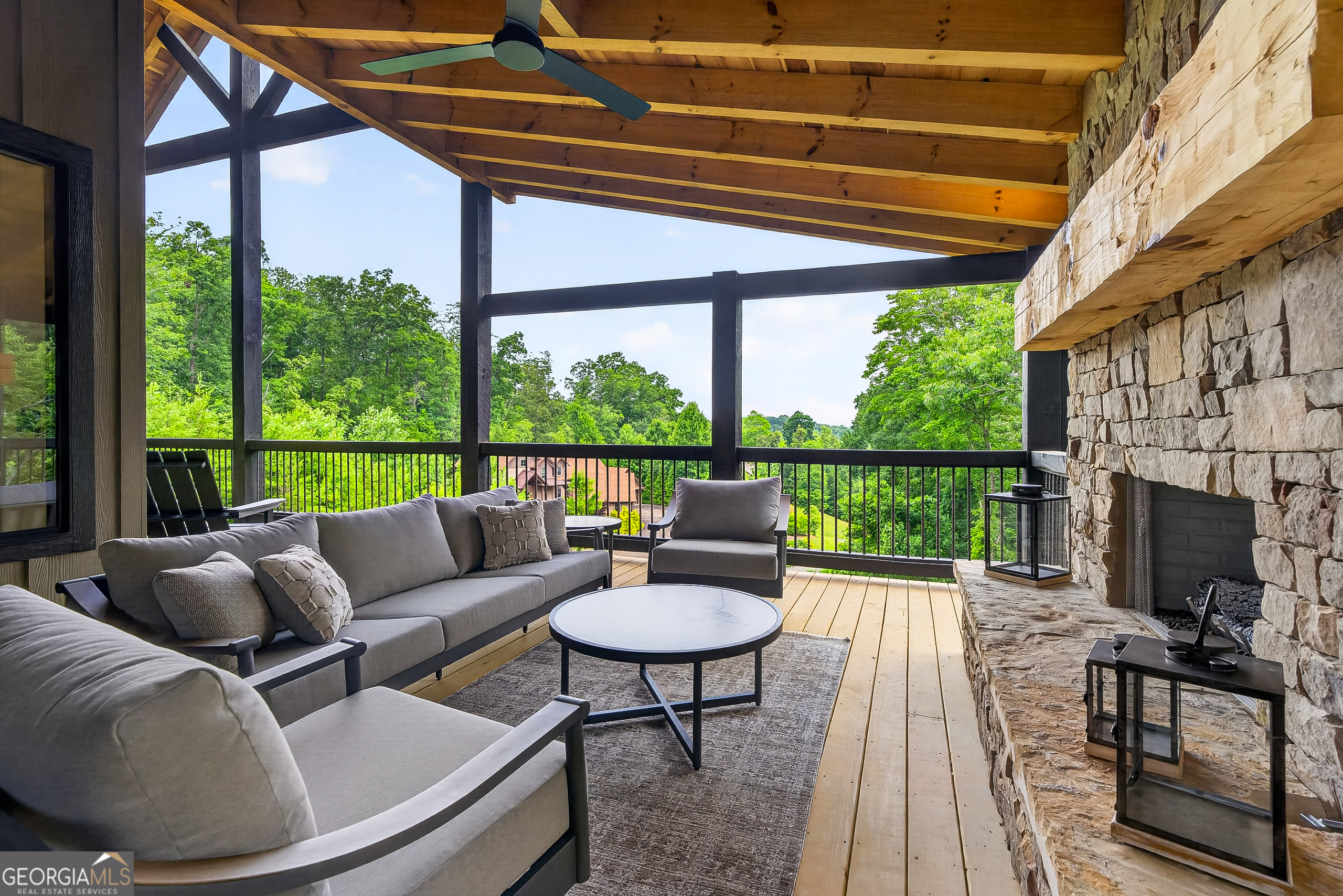 44 Staurolite Mountain Road
