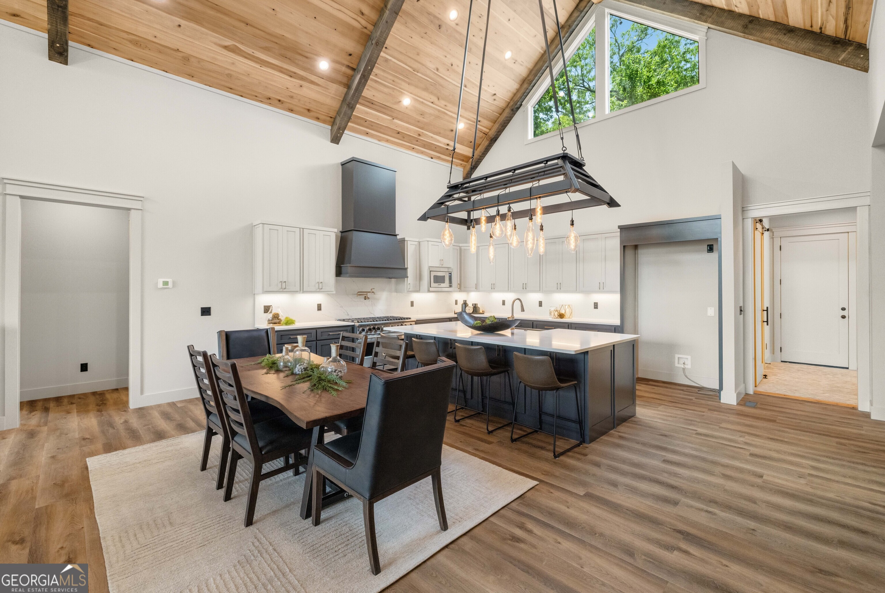 44 Staurolite Mountain Road