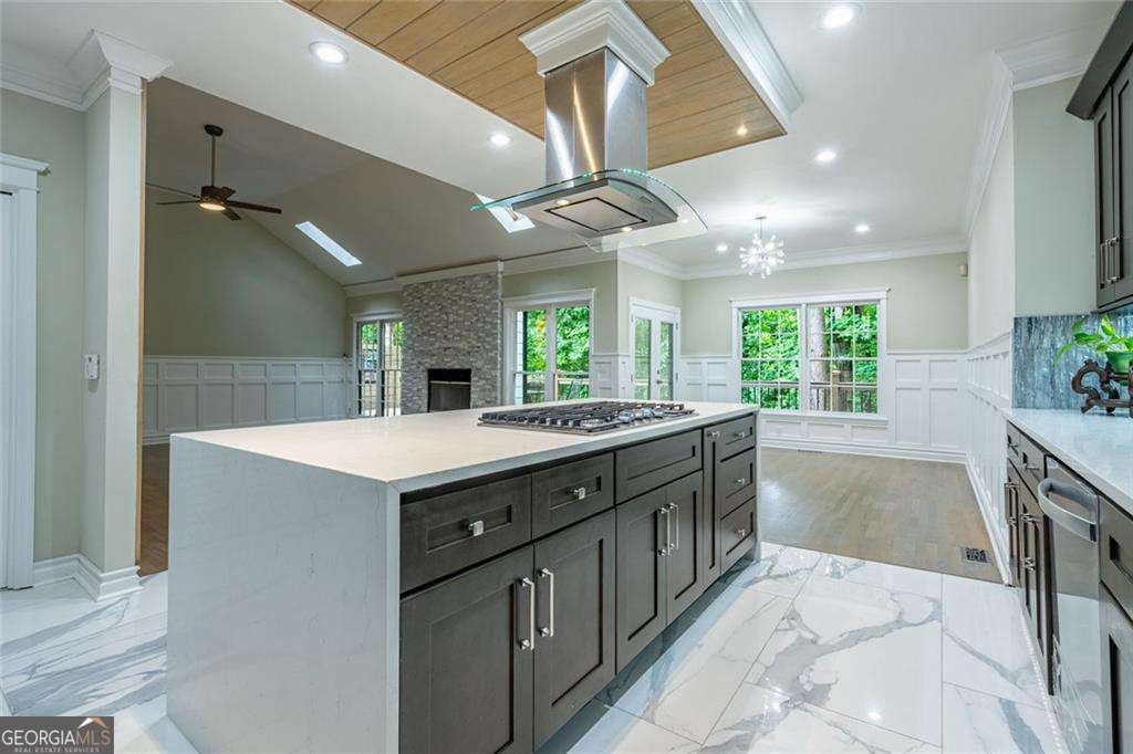 3924 Ashford Dunwood Road NE