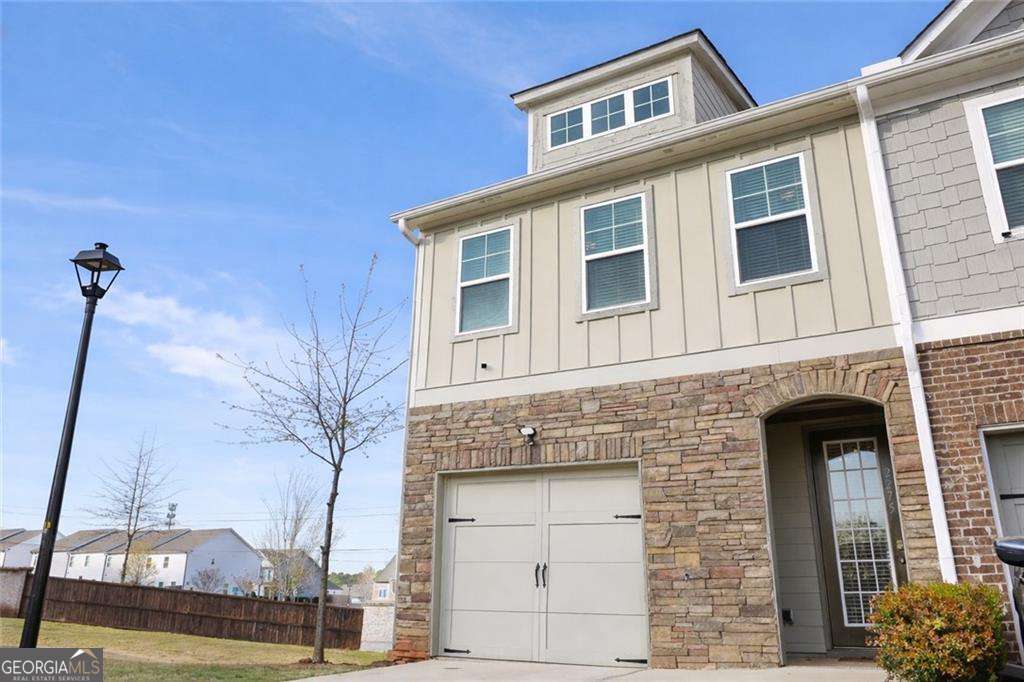 2275 Rolling Trail
