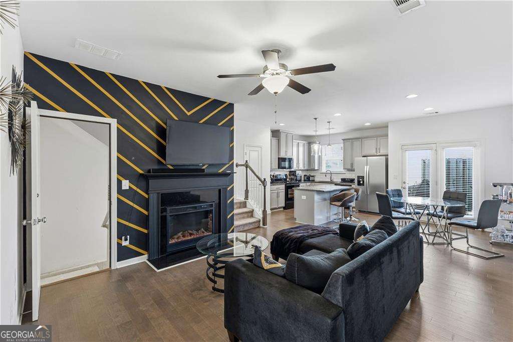 2275 Rolling Trail