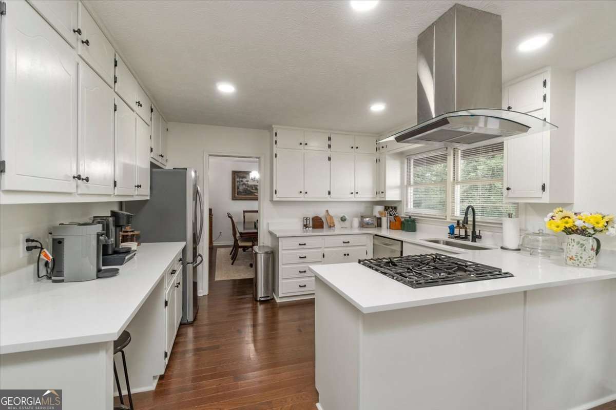3039 Manor Ridge Drive