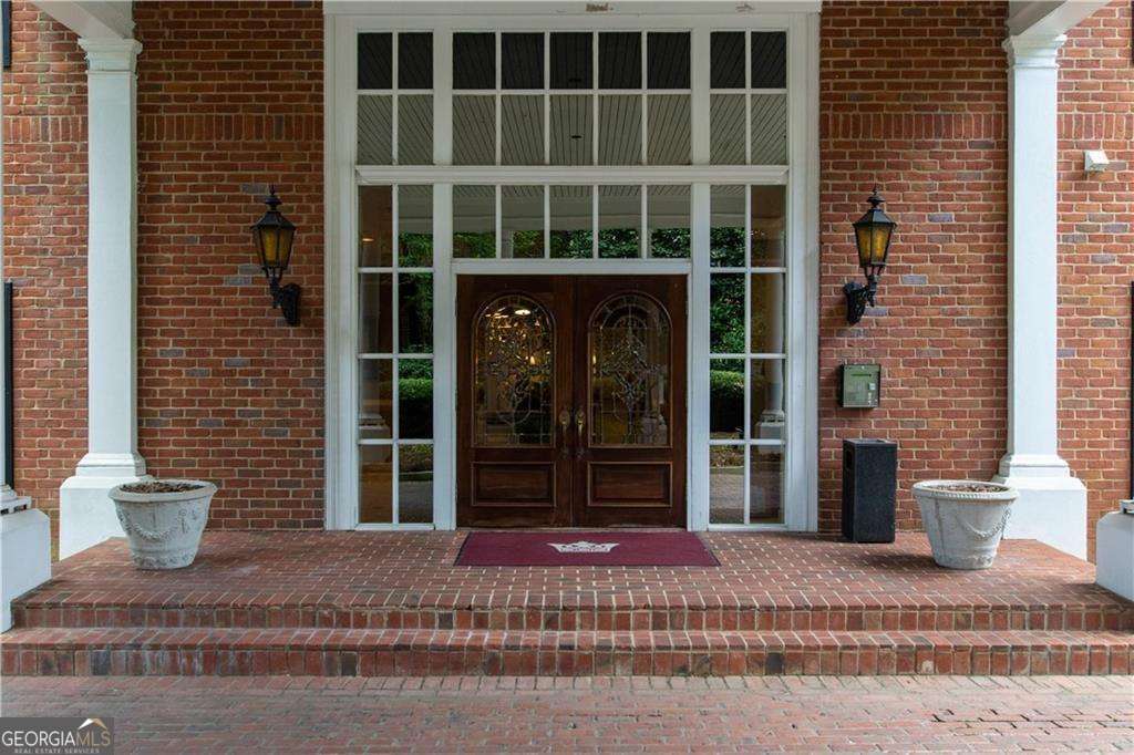 2921 Lenox Road NE # 309