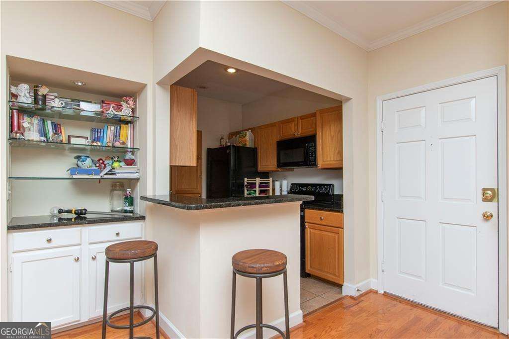 2921 Lenox Road NE # 309