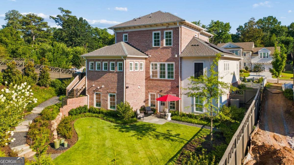 135 Emerson Court