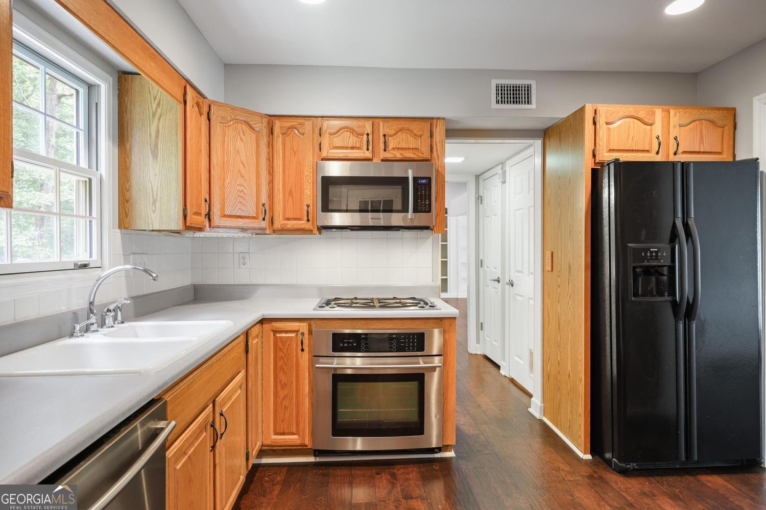 525 Cranberry Place
