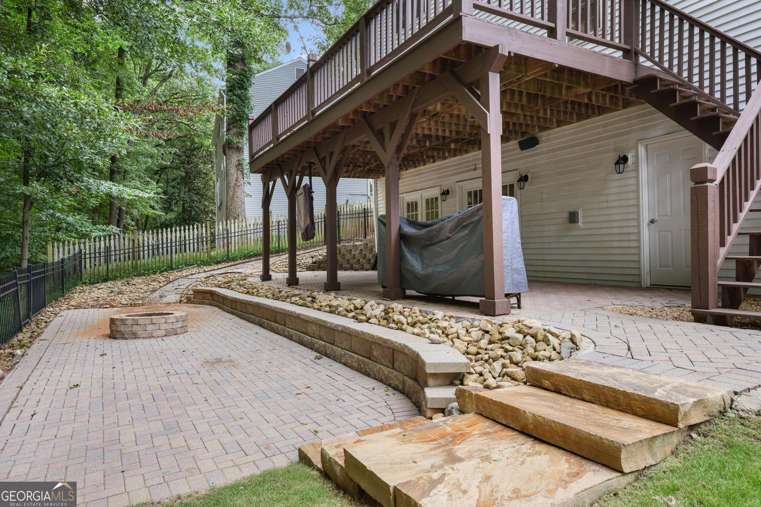 525 Cranberry Place