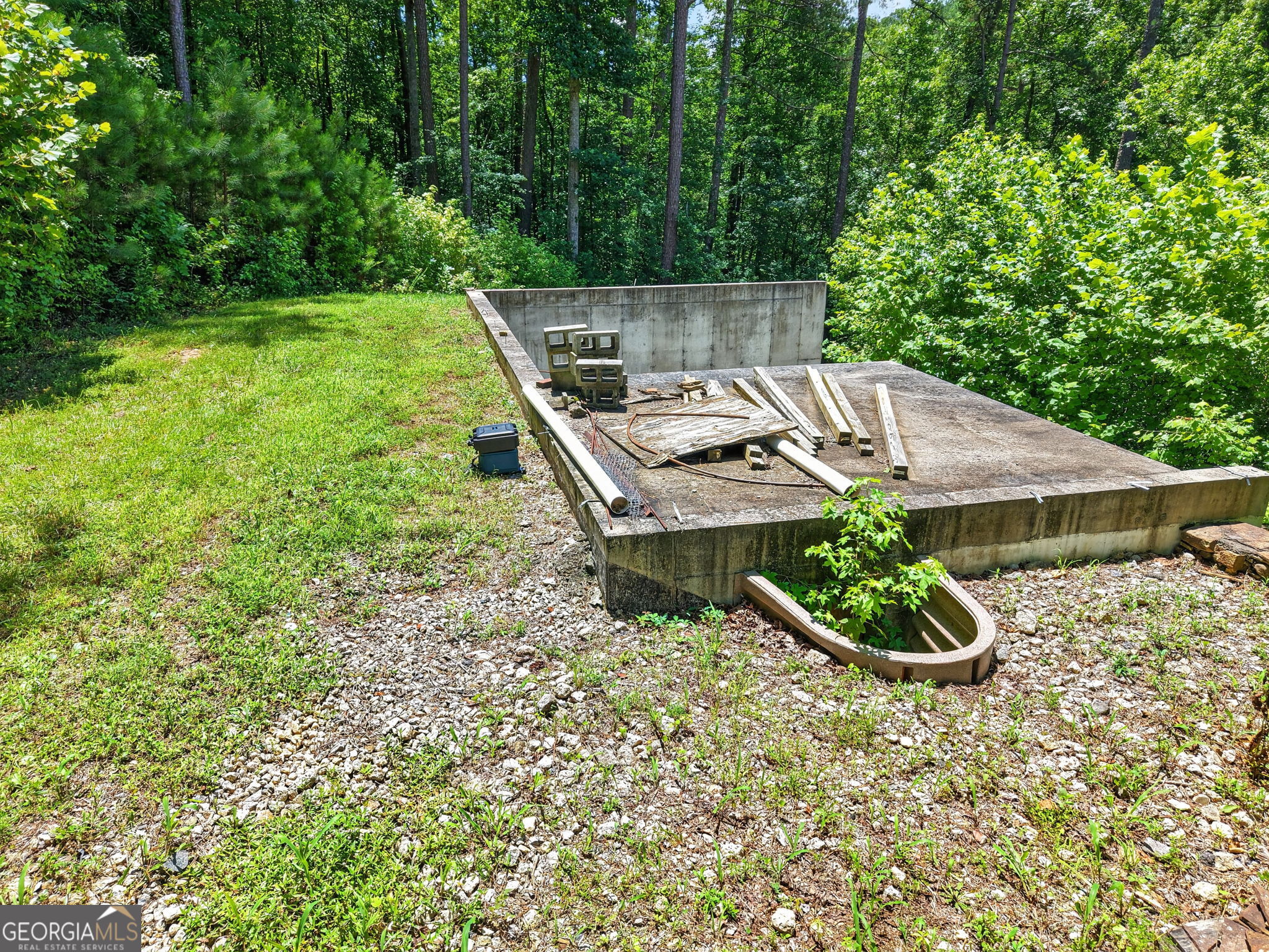 3182 Cove Road