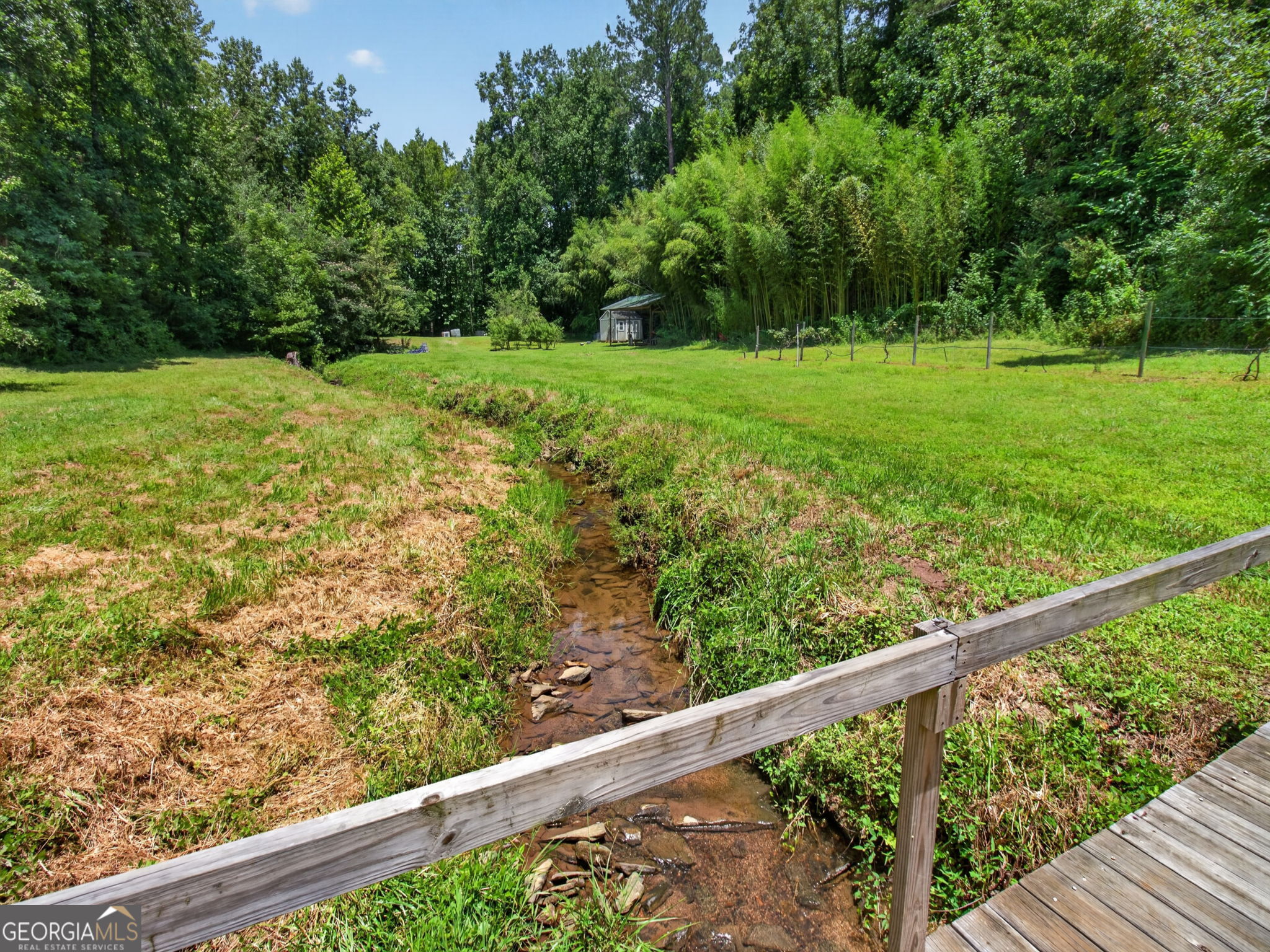 3182 Cove Road