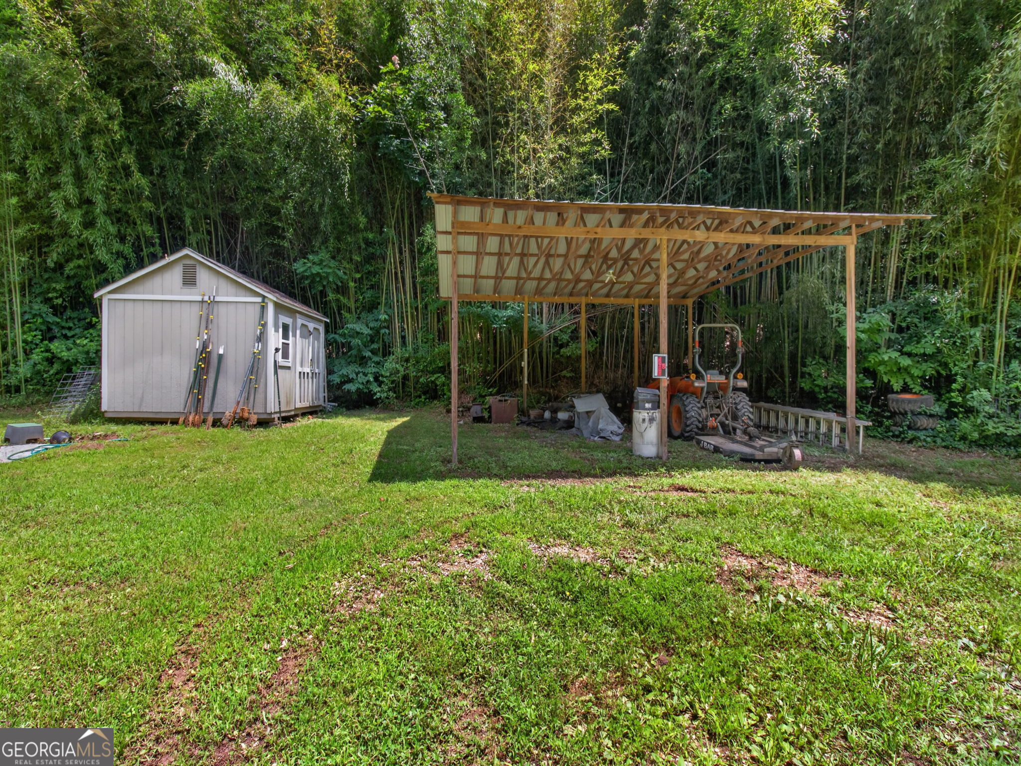 3182 Cove Road