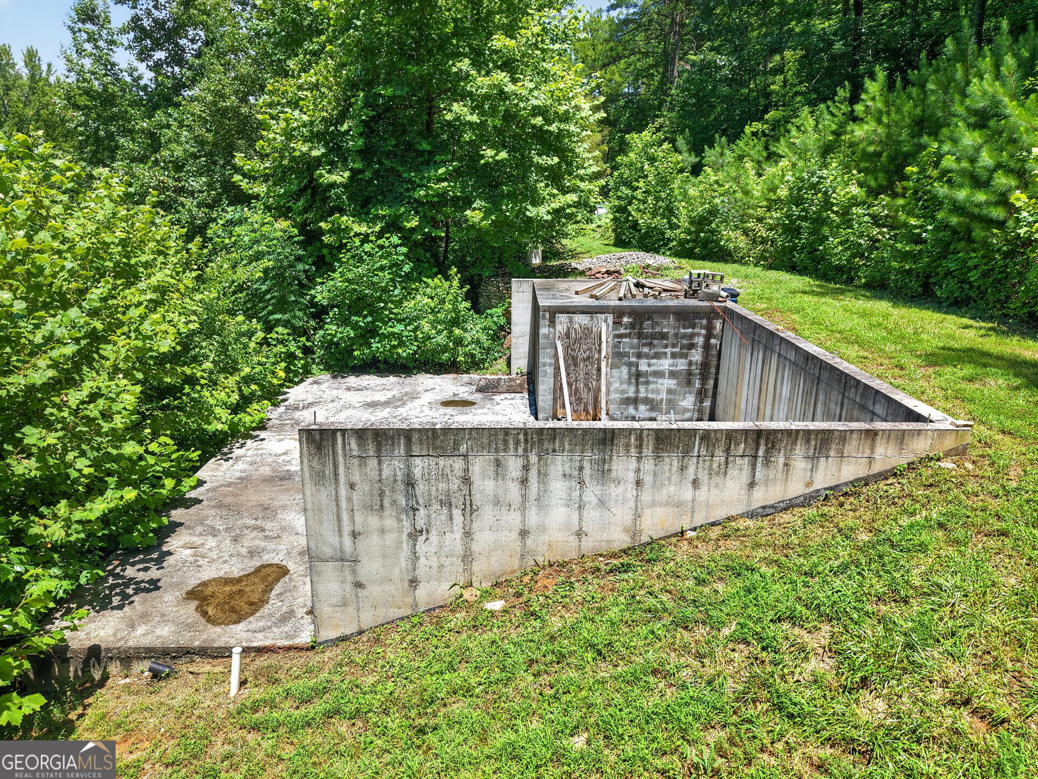 3182 Cove Road