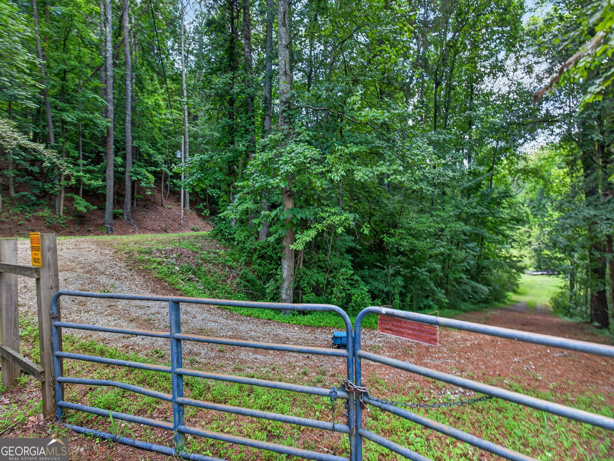 3182 Cove Road