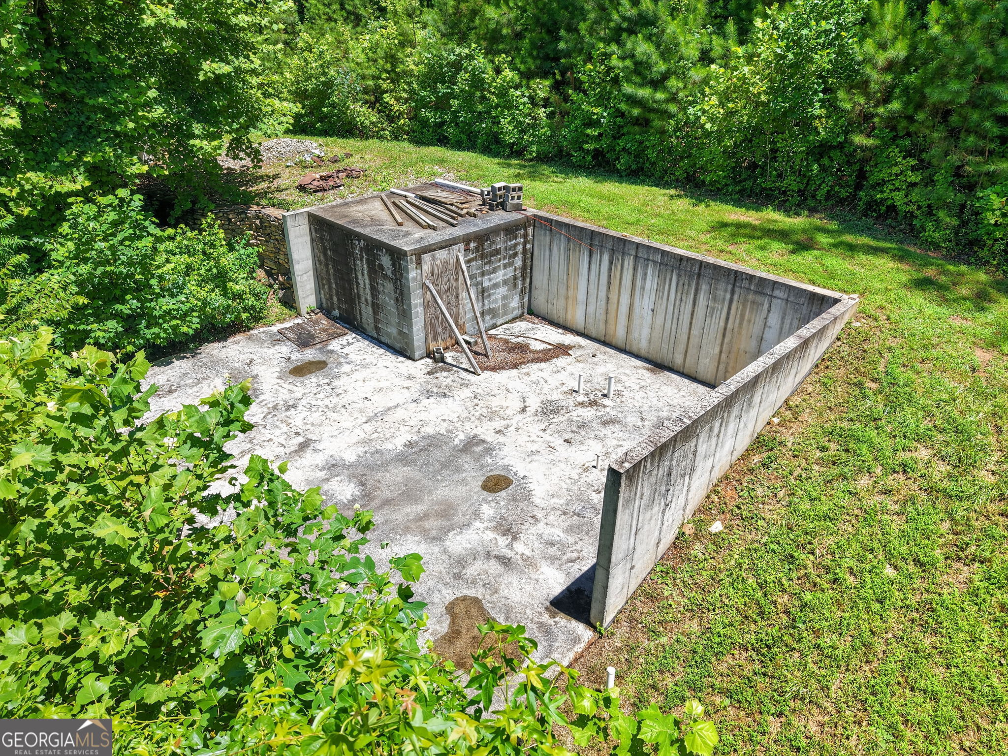 3182 Cove Road