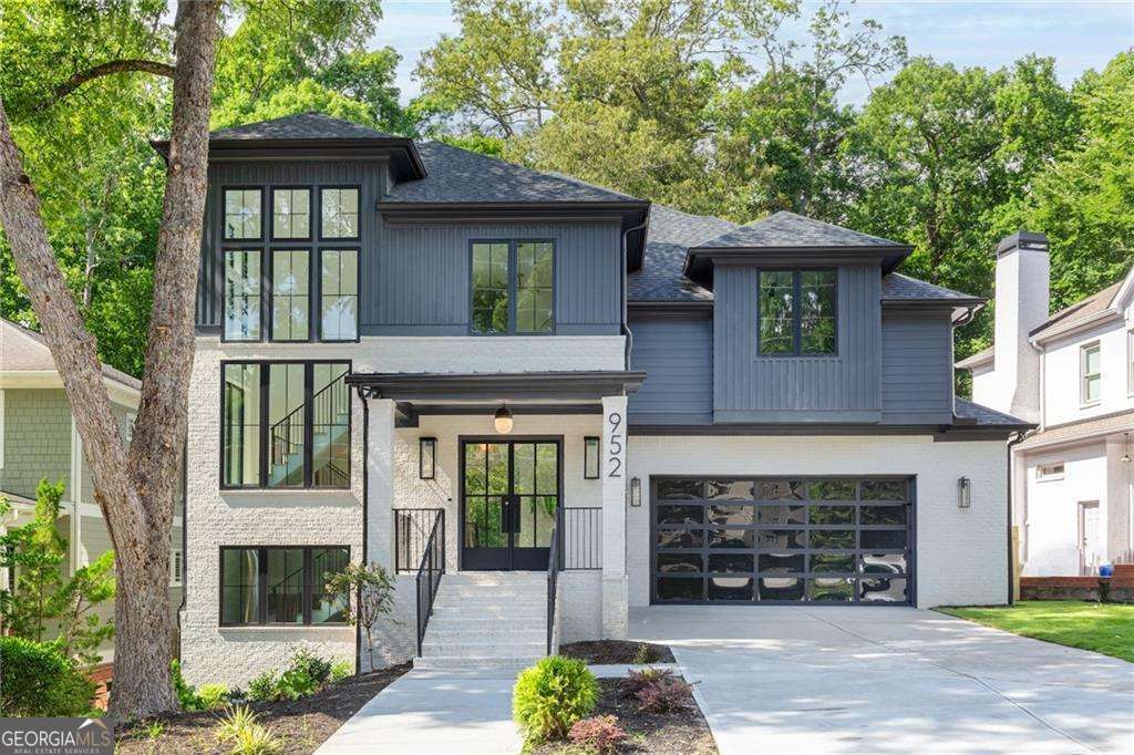 952 Cumberland Road NE