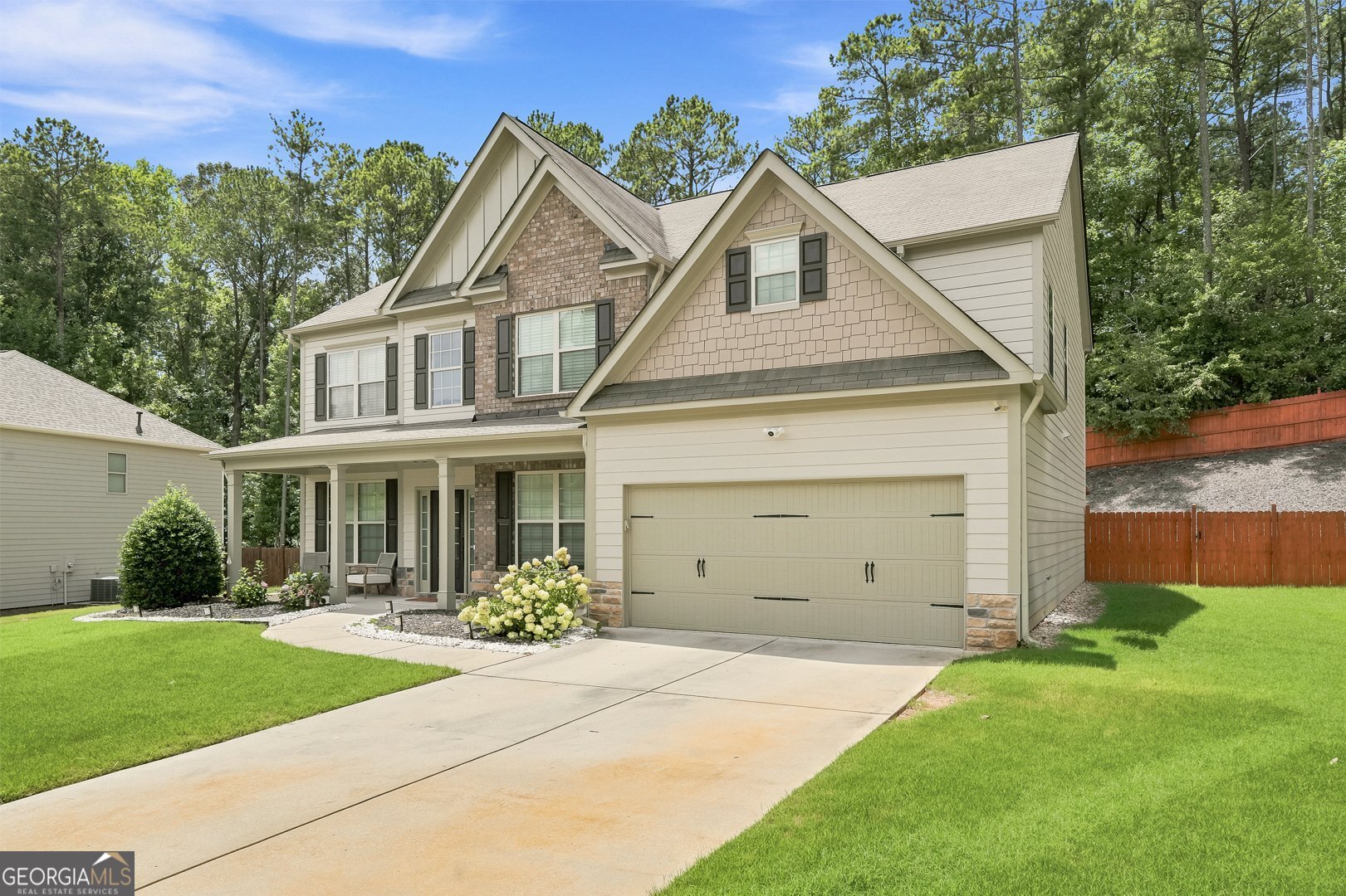 810 Springs Crest Drive