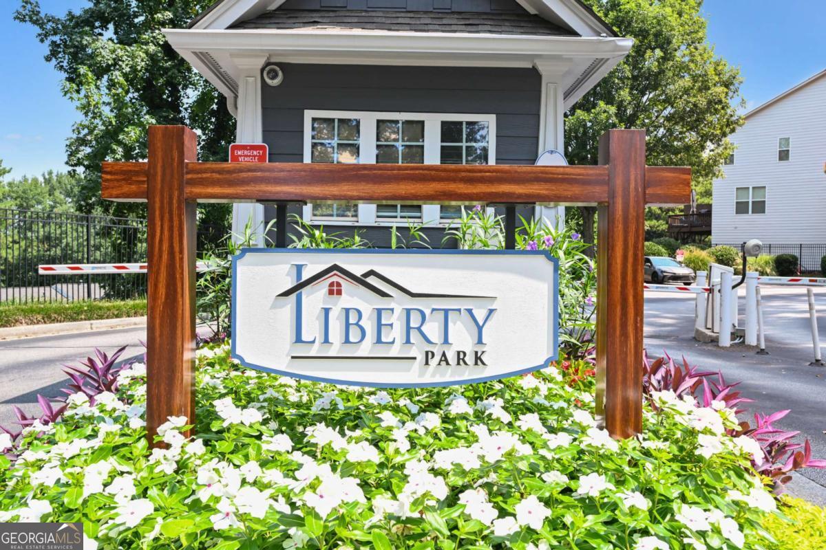1524 Liberty Parkway NW