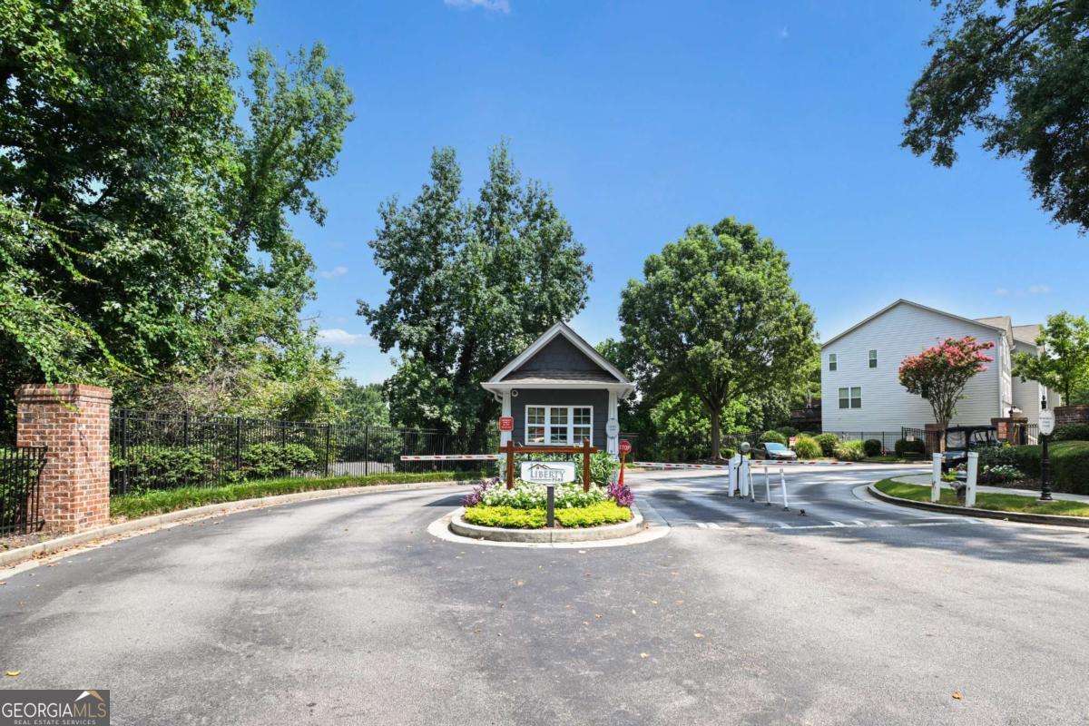 1524 Liberty Parkway NW