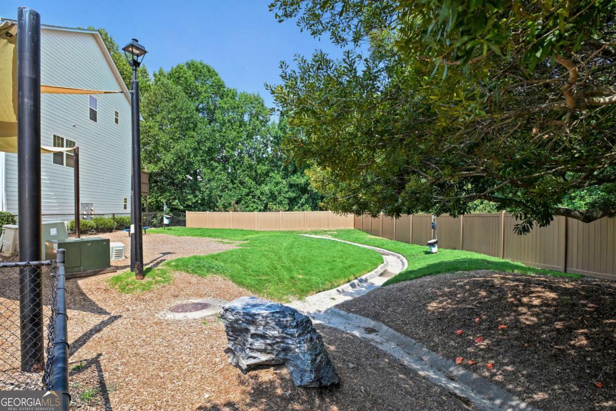1524 Liberty Parkway NW