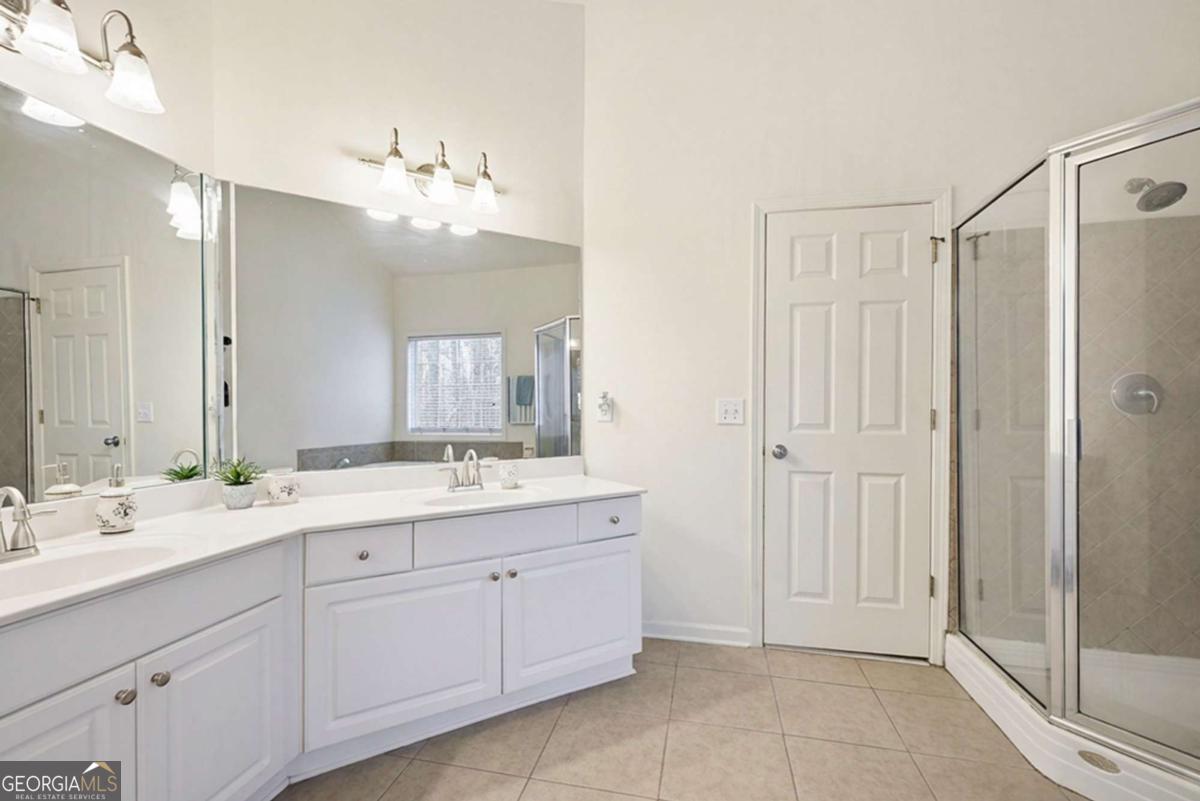 3155 Esplanade Circle SW