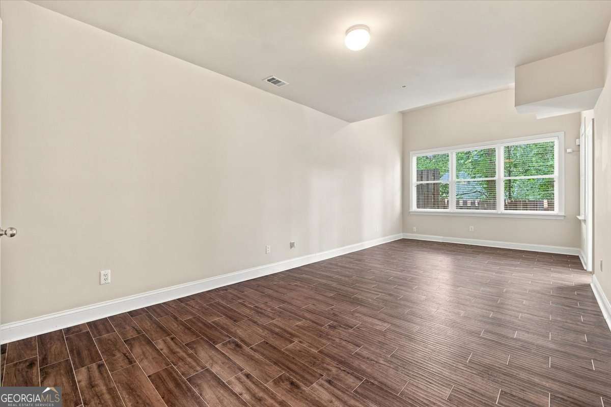 1017 Emory Parc Place