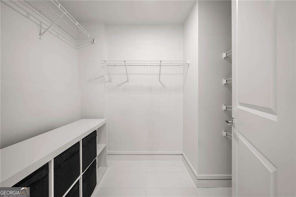 3338 Peachtree Road # 2207