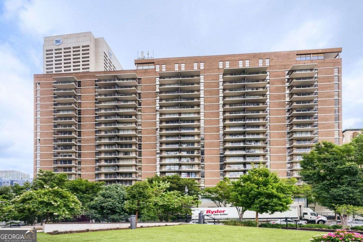 620 Peachtree Street NE # 1207