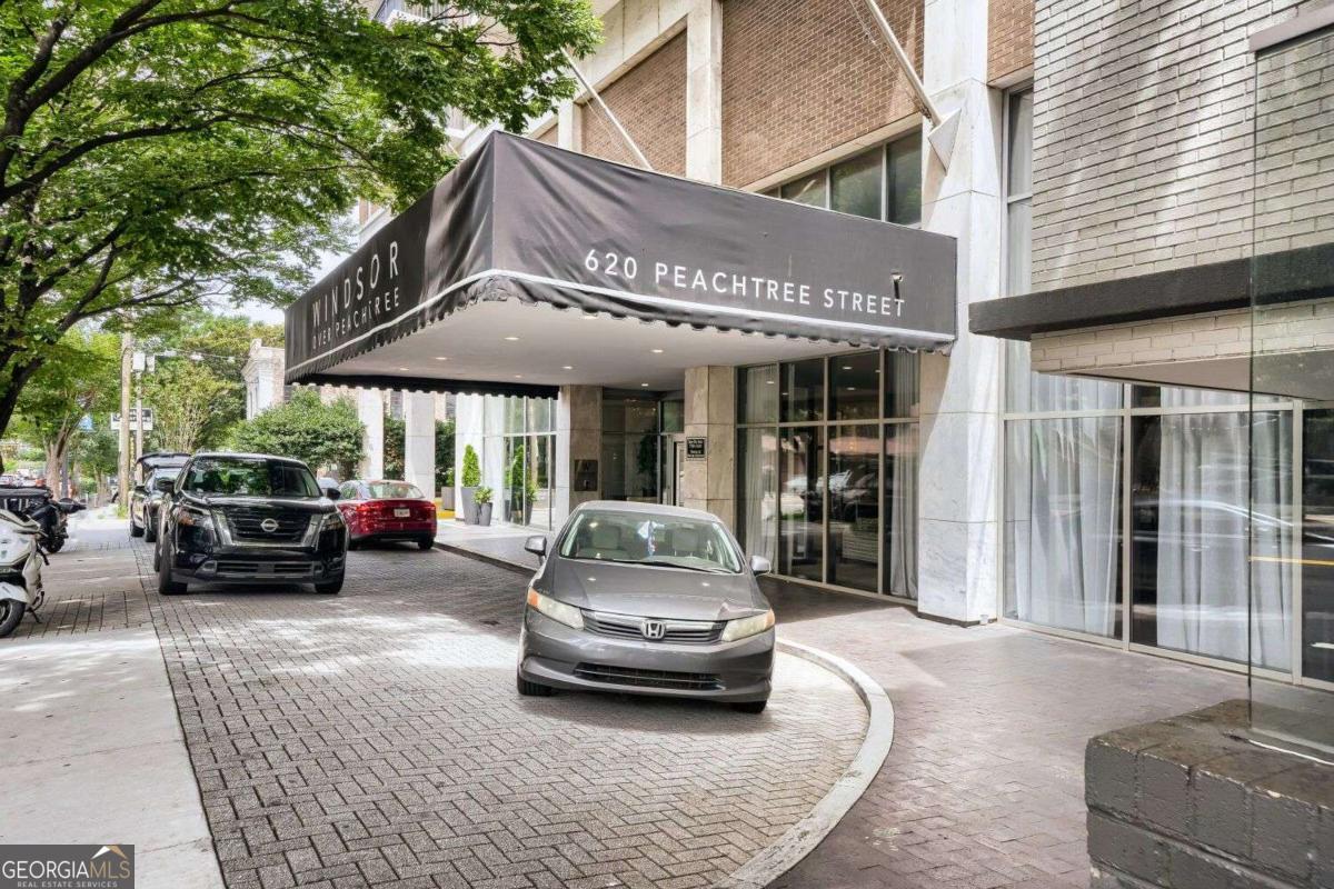 620 Peachtree Street NE # 1207