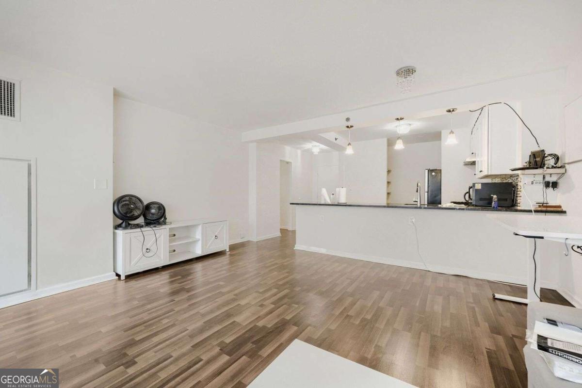 620 Peachtree Street NE # 1207